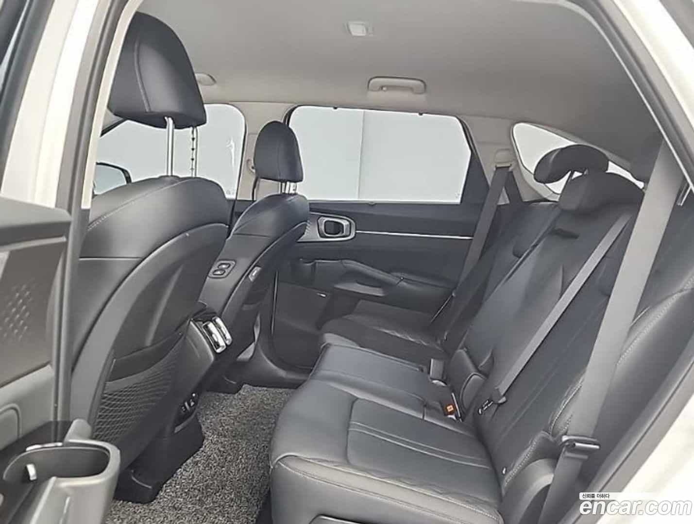 Sorento Kia 2022.3-OPTION-016