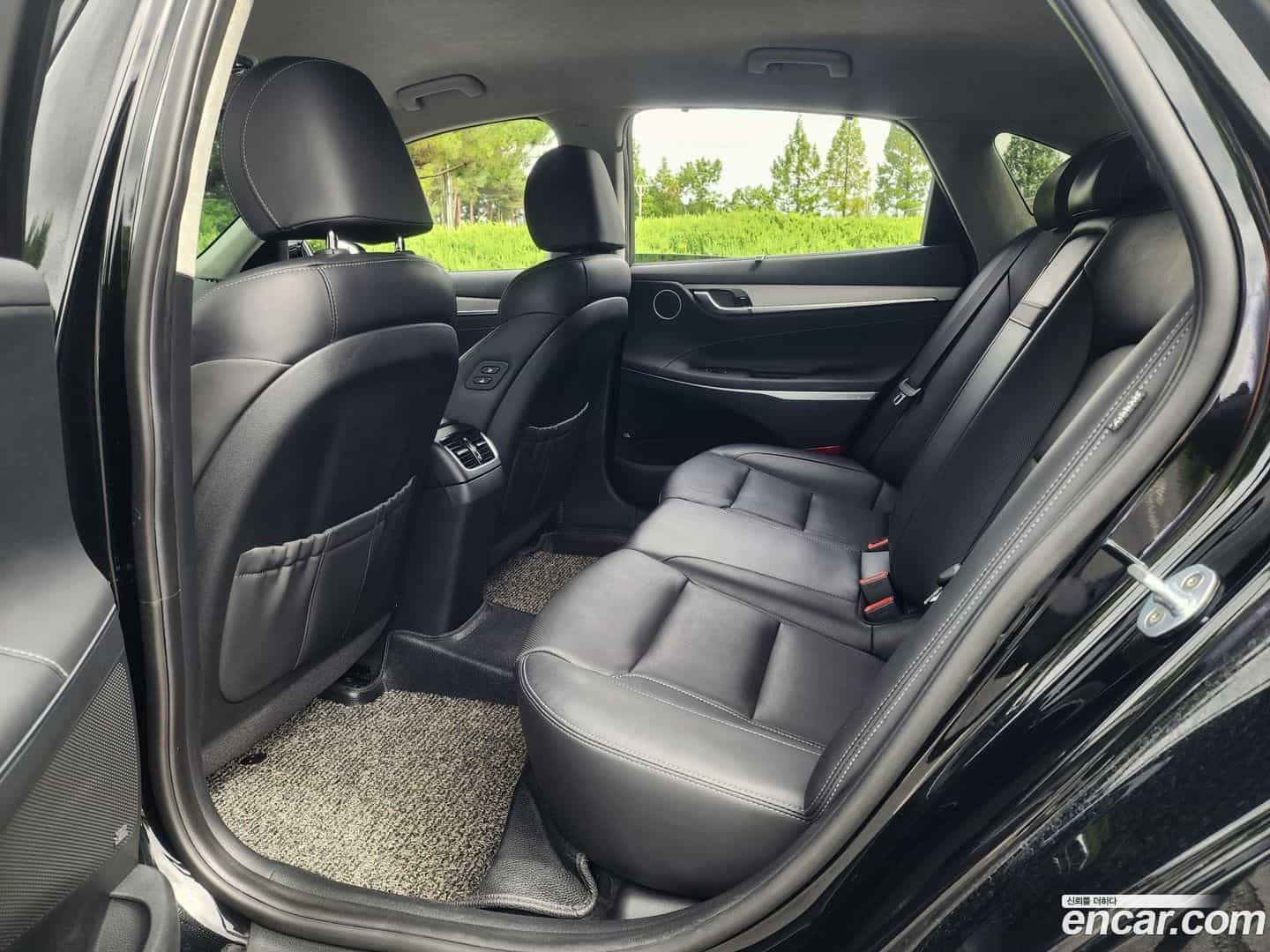 Grandeur Hyundai 2017.3-OPTION-016