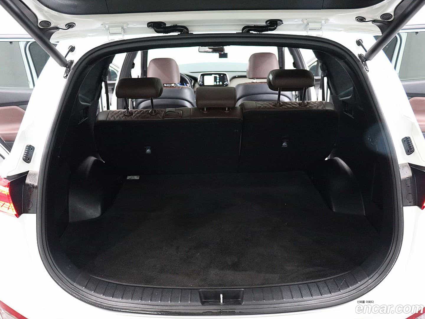 Santafe Hyundai 2019.6-OPTION-024