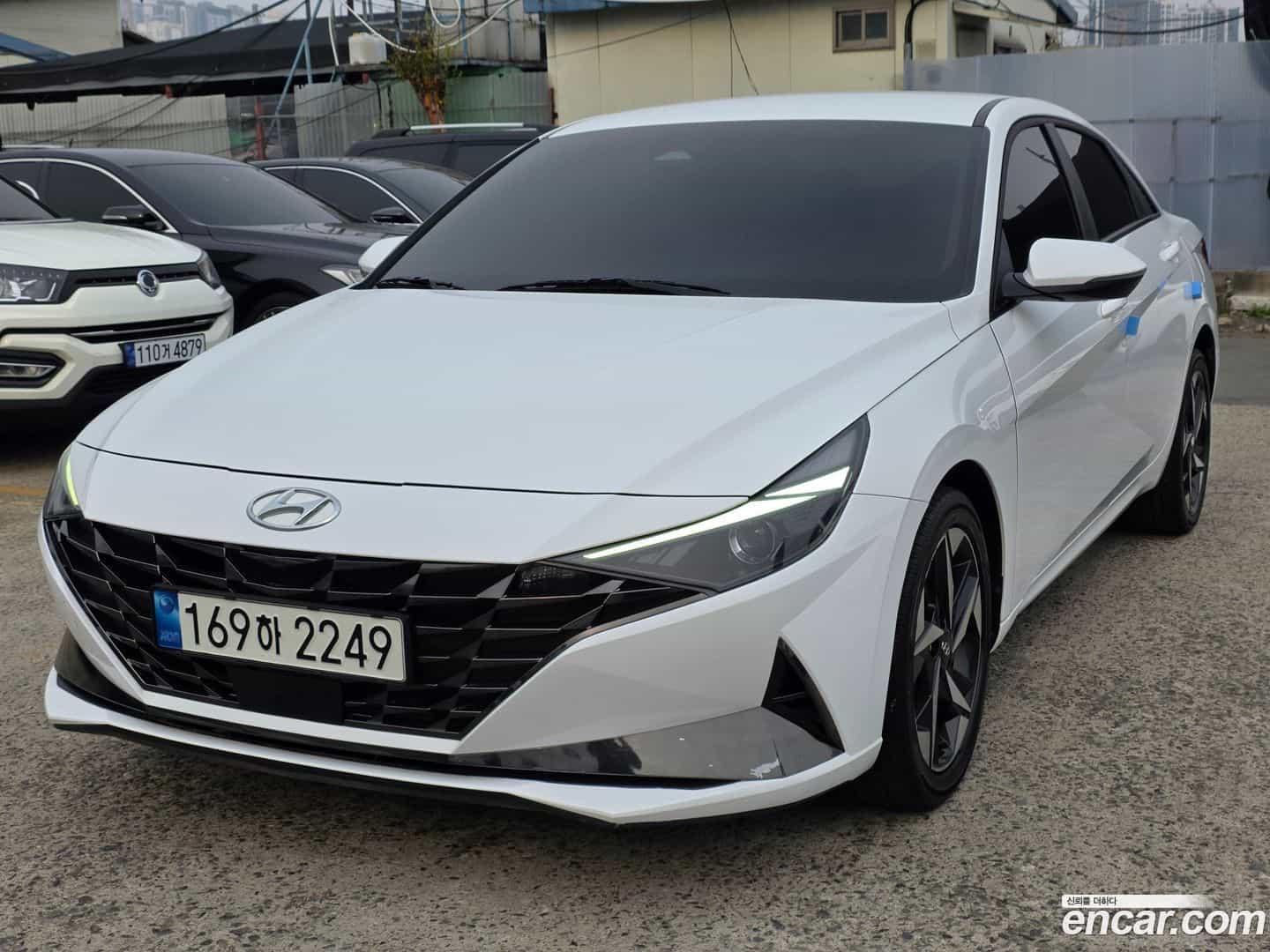 AVANTE Hyundai 2022.2-OUTER-001