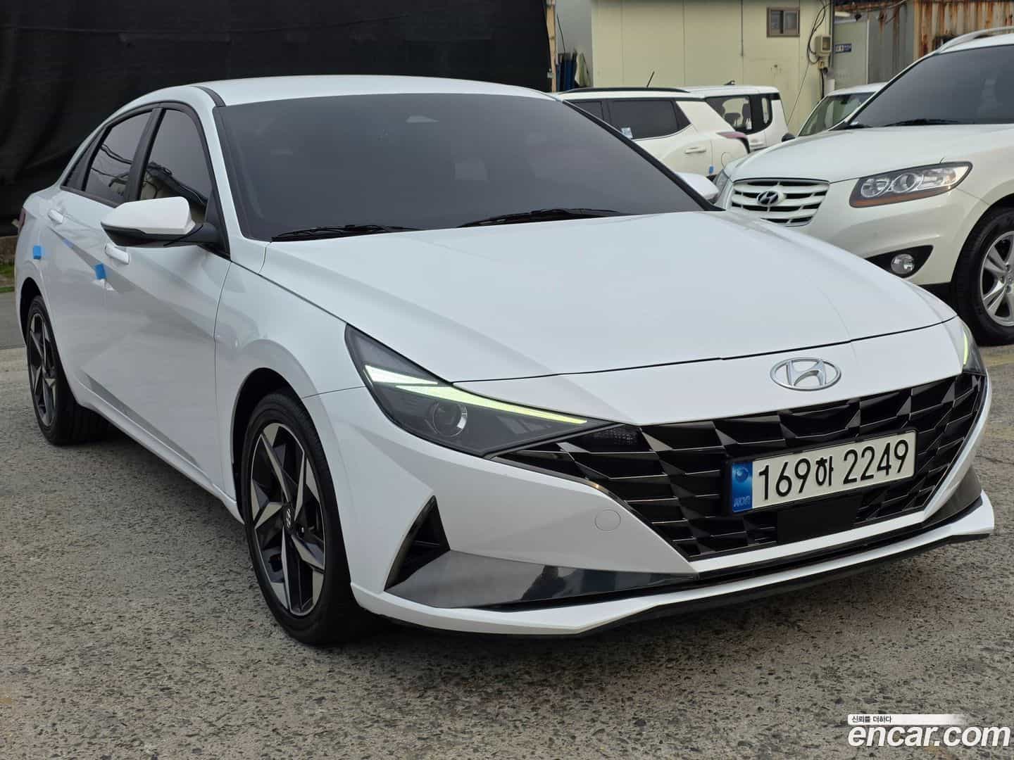 AVANTE Hyundai 2022.2-OUTER-003
