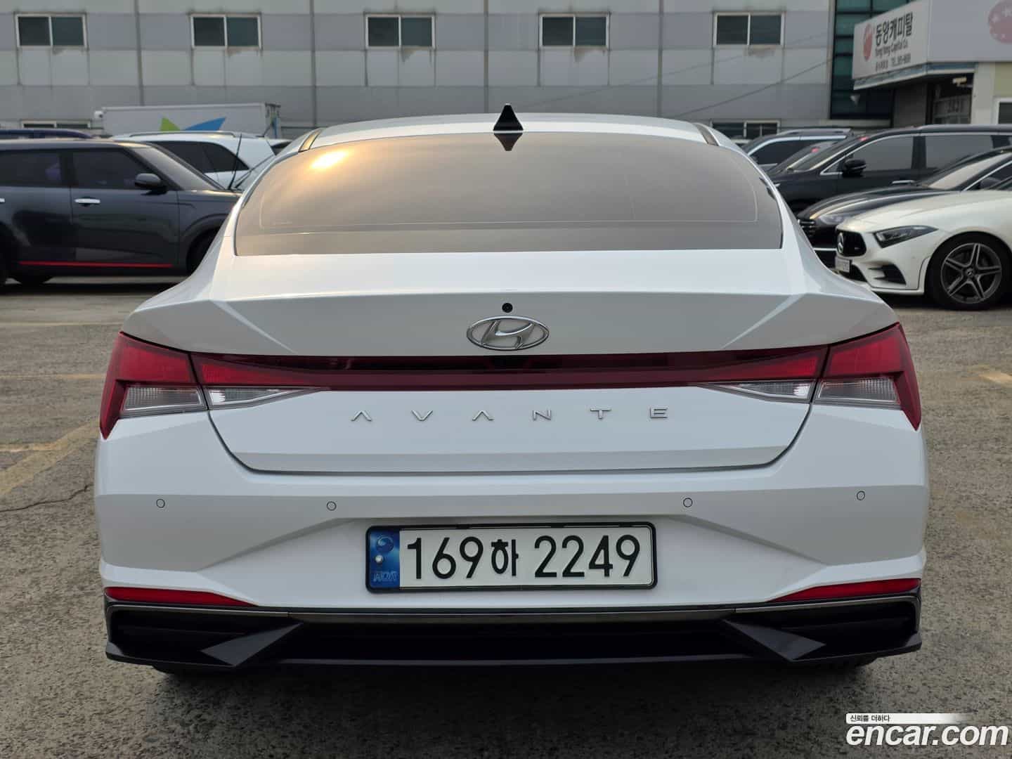 AVANTE Hyundai 2022.2-OUTER-006
