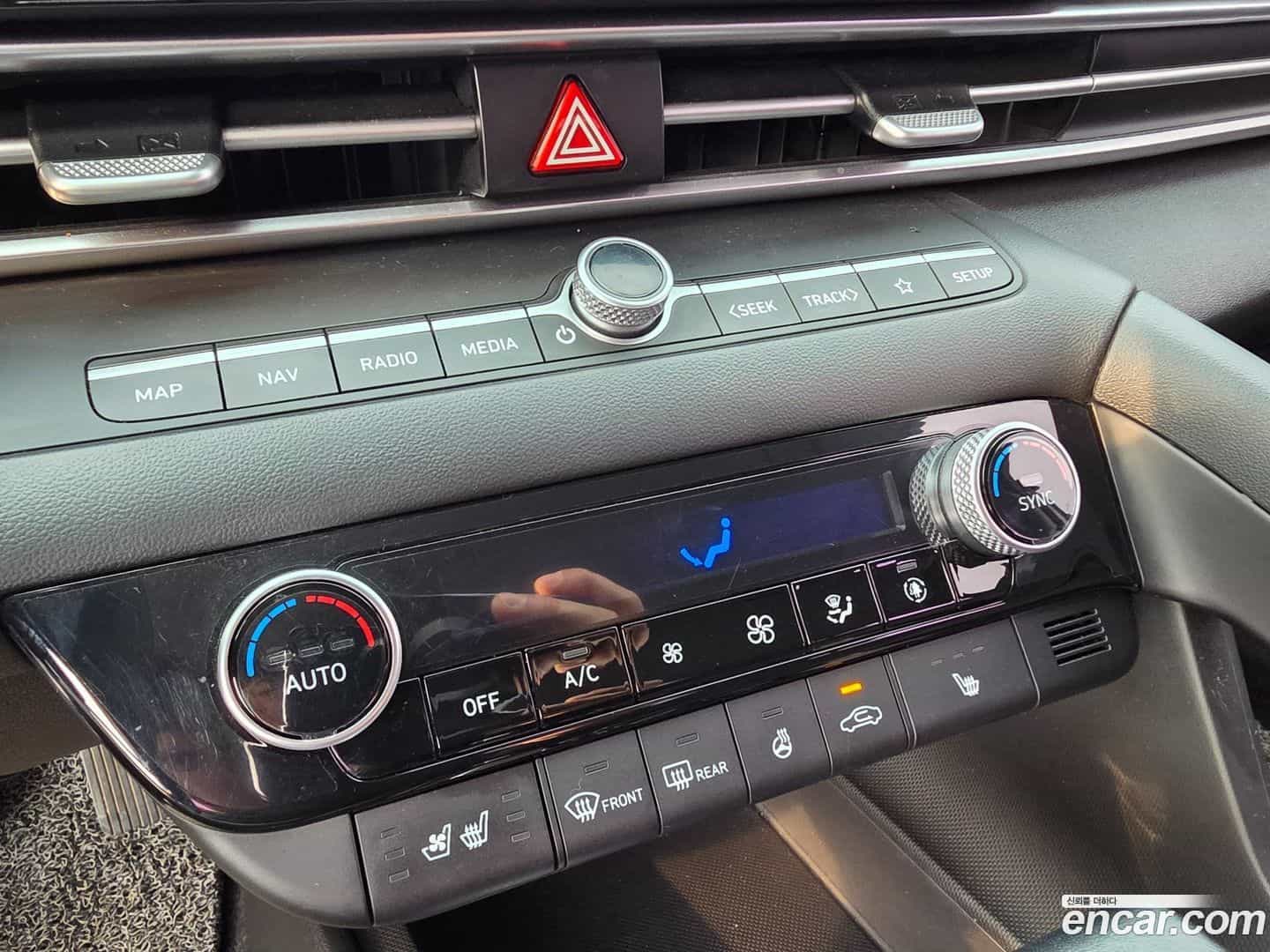 AVANTE Hyundai 2022.2-OPTION-019