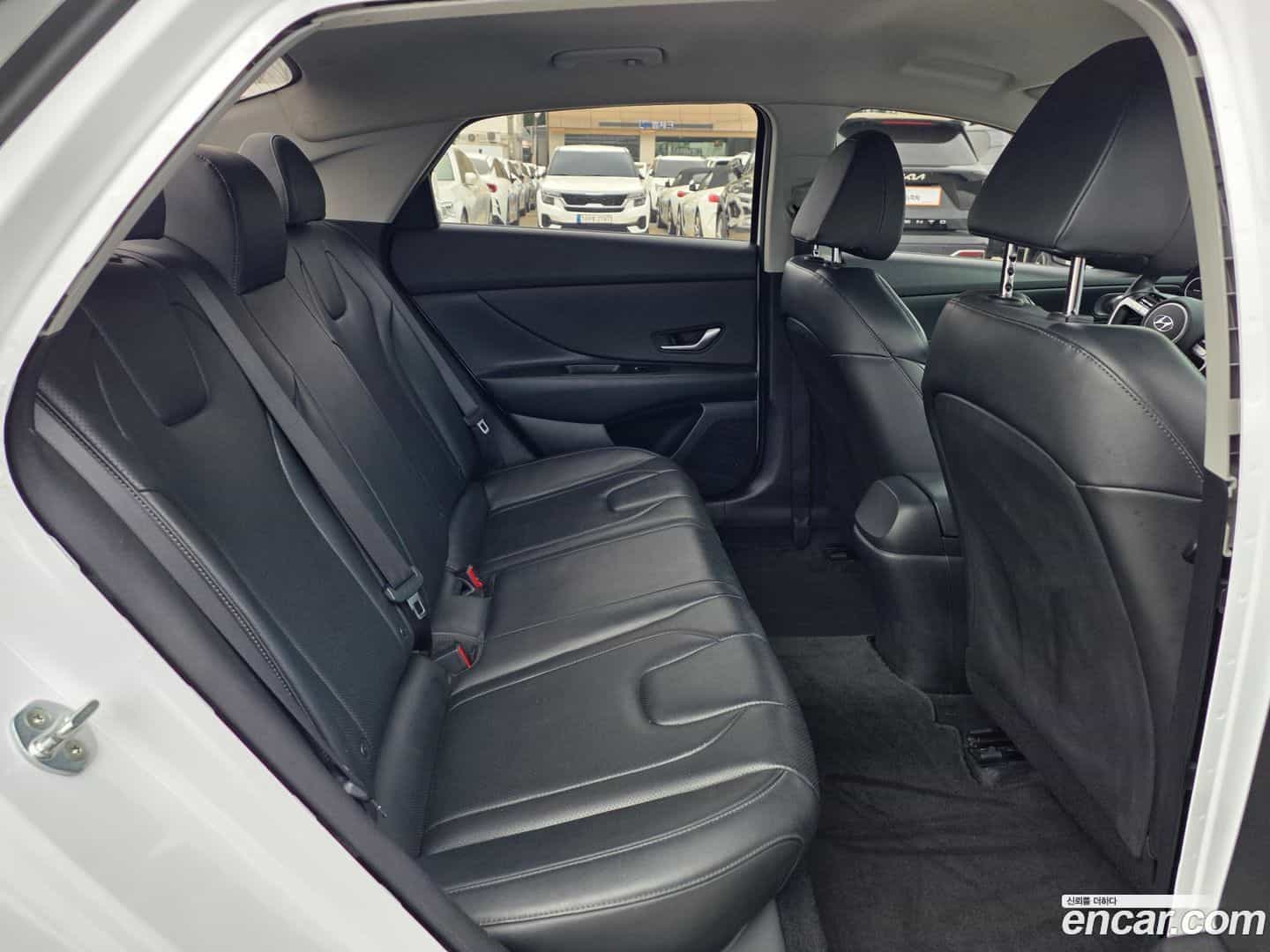 AVANTE Hyundai 2021.6-OPTION-019