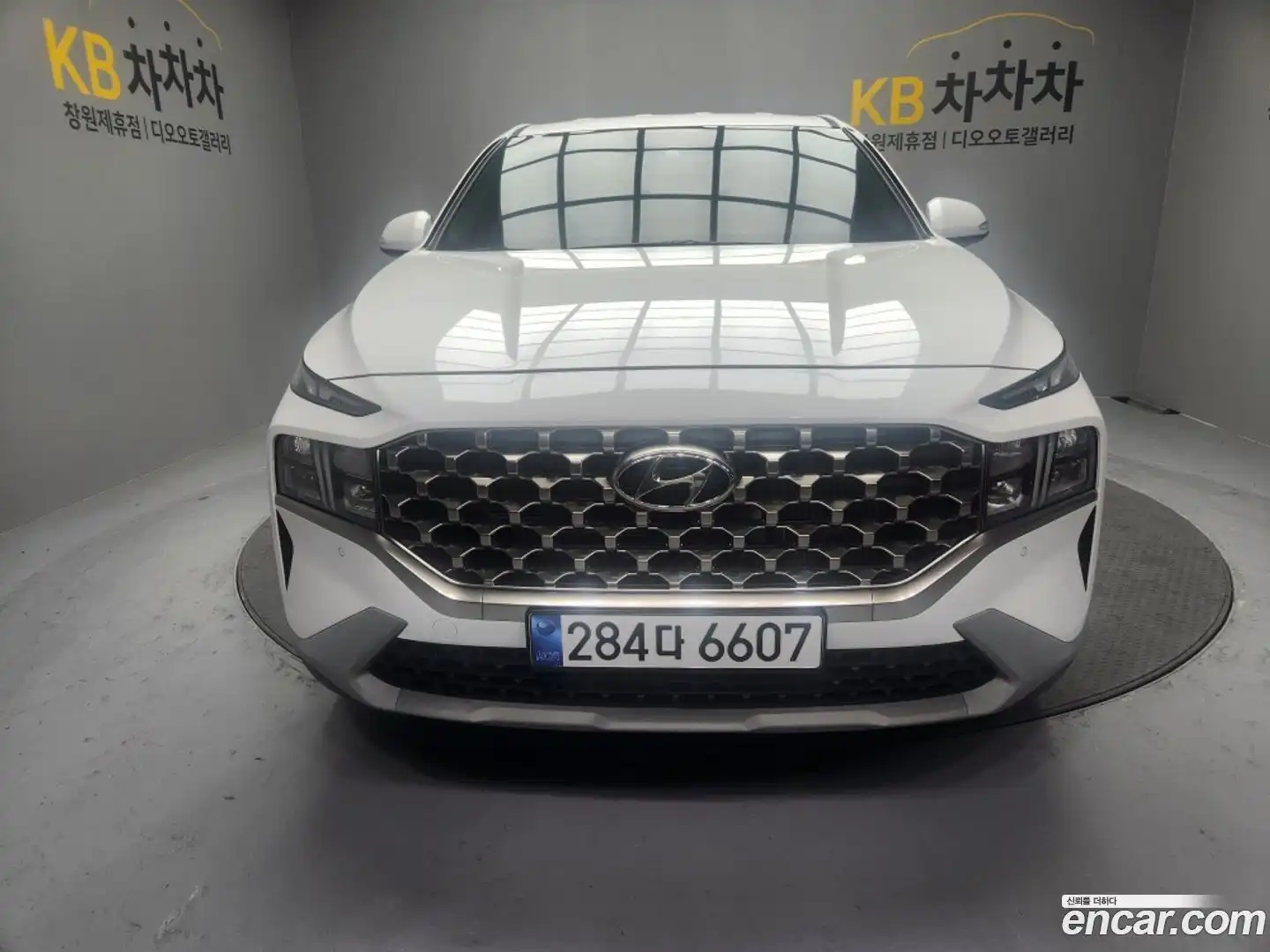 Santafe Hyundai 2022.9-OUTER-002