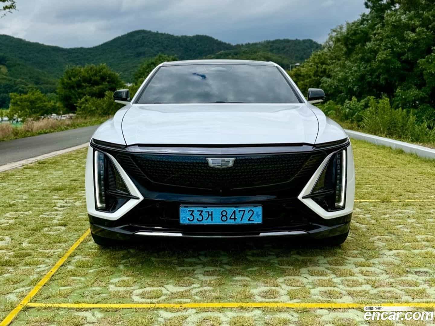 Lyriq Cadillac 2024.11-OUTER-002