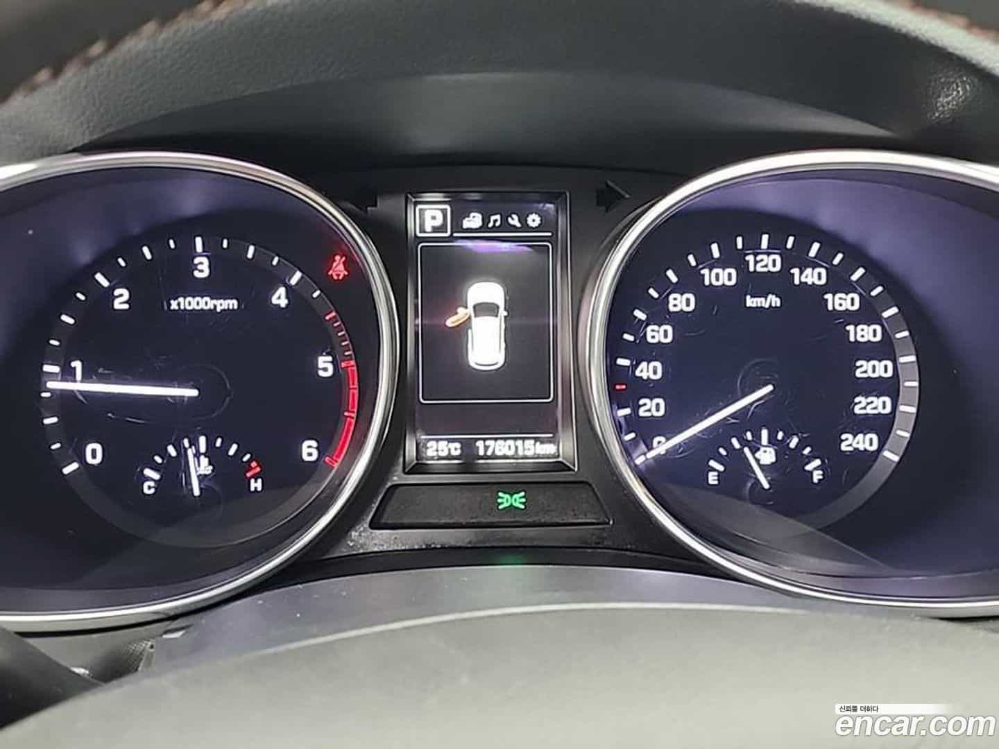 Santafe Hyundai 2016.3-OUTER-006