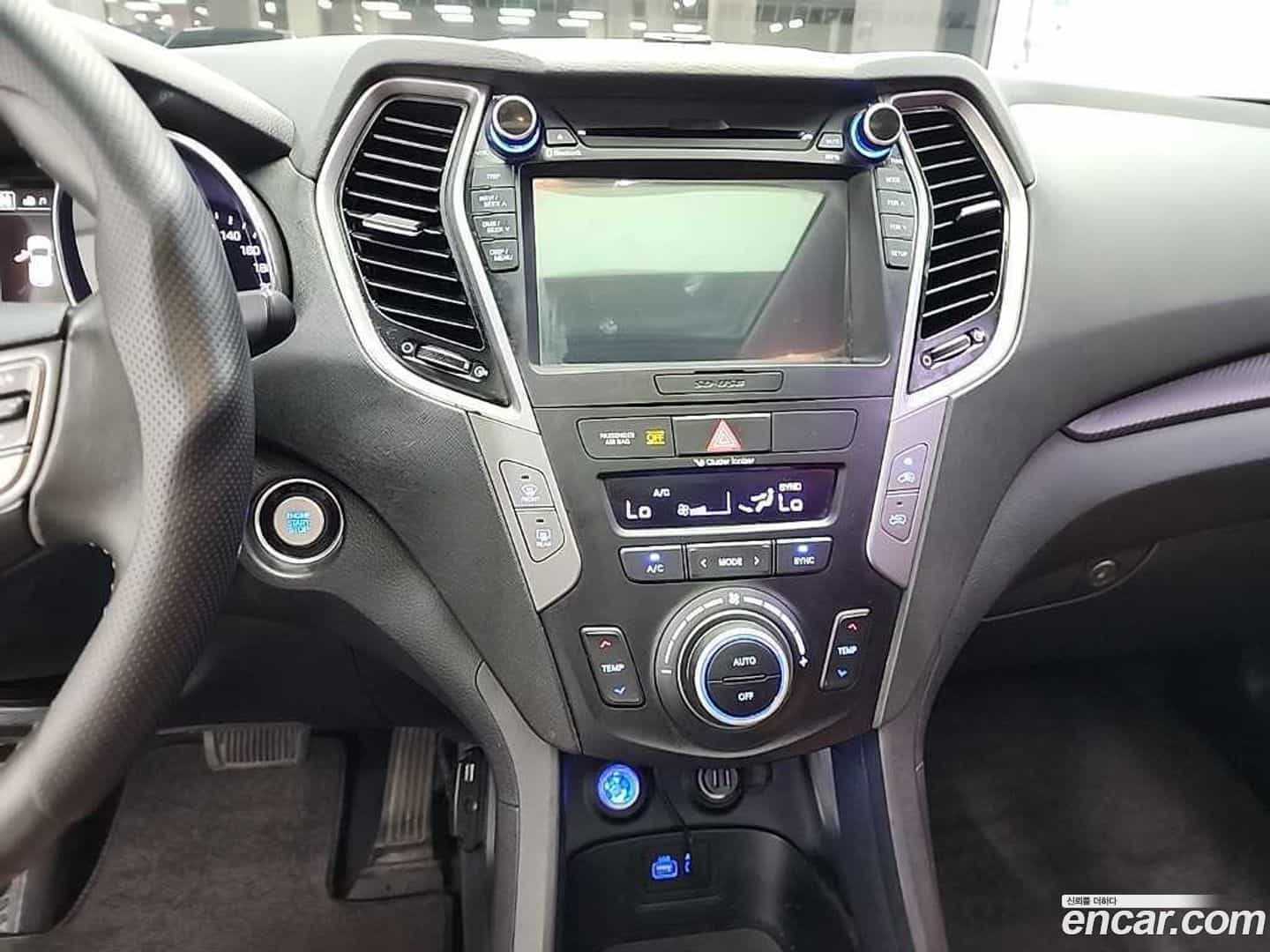 Santafe Hyundai 2016.3-INNER-010