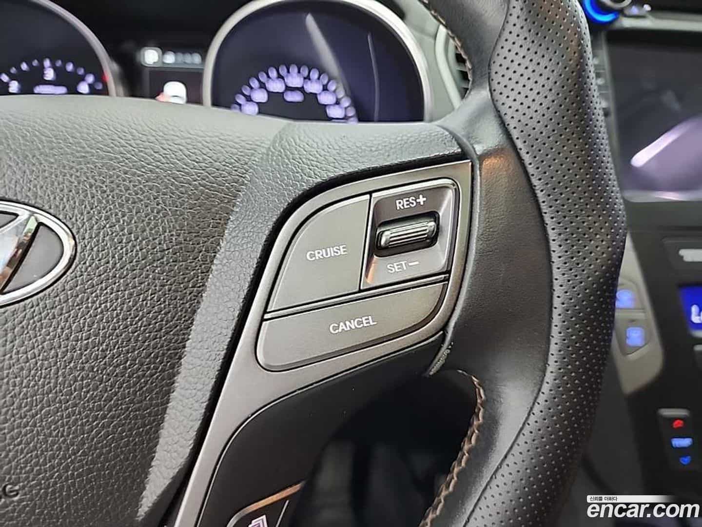 Santafe Hyundai 2016.3-OPTION-020