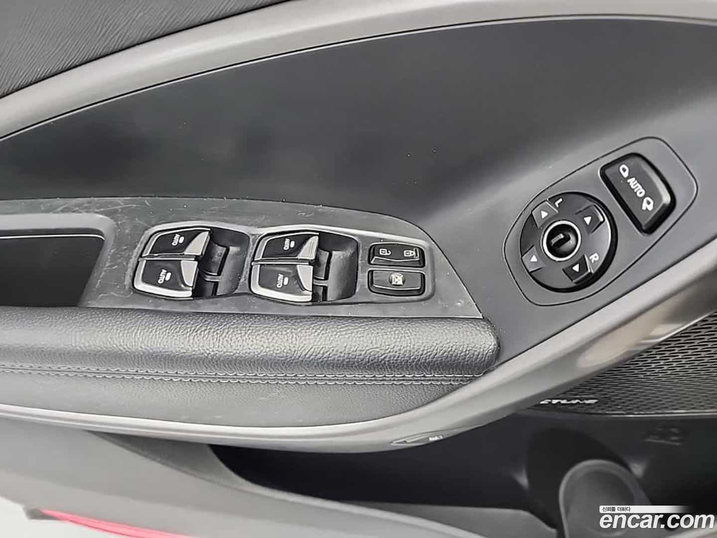 Maxcruz Hyundai 2014.1-OPTION-021