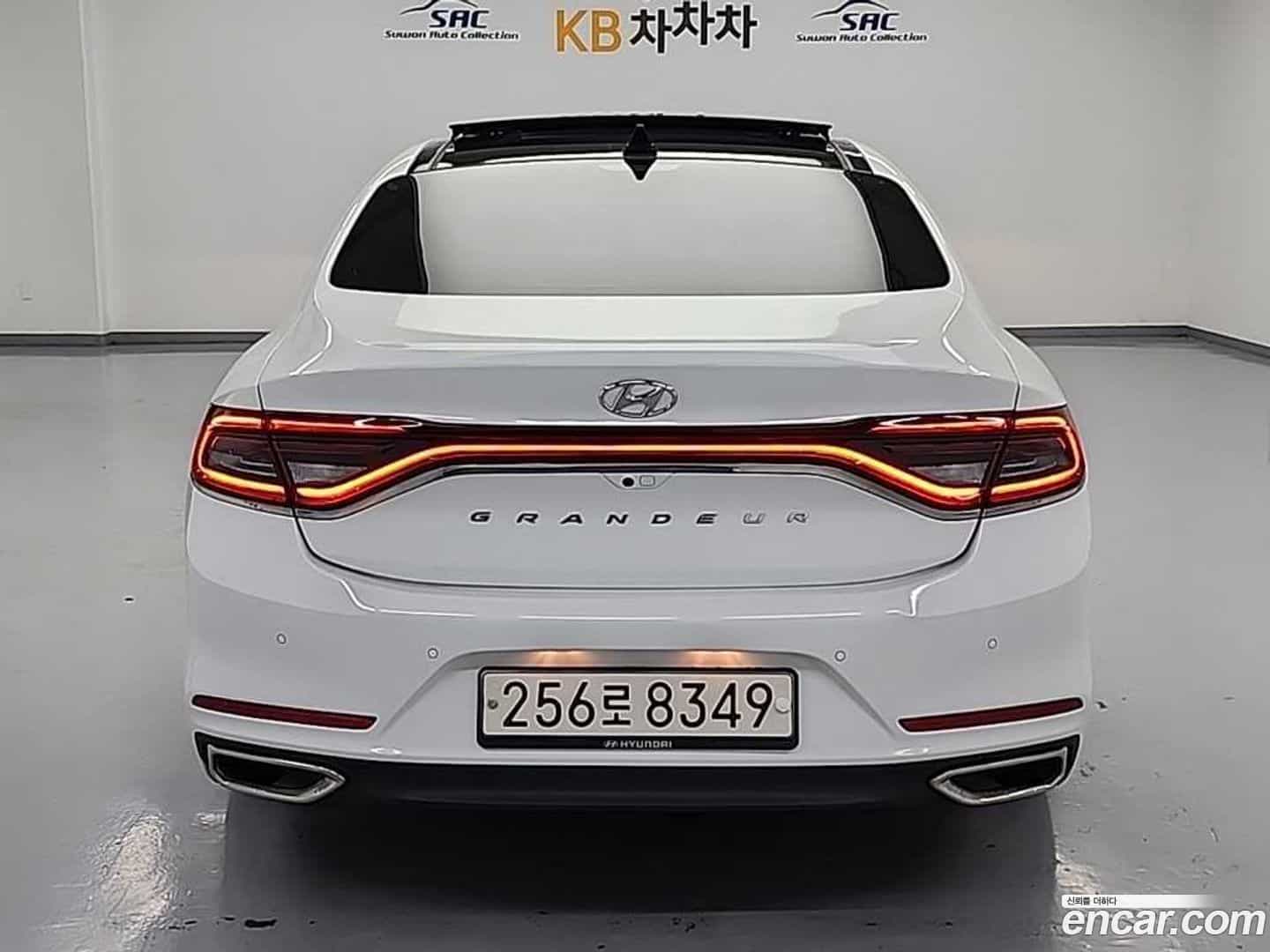 Grandeur Hyundai 2017.2-OUTER-003