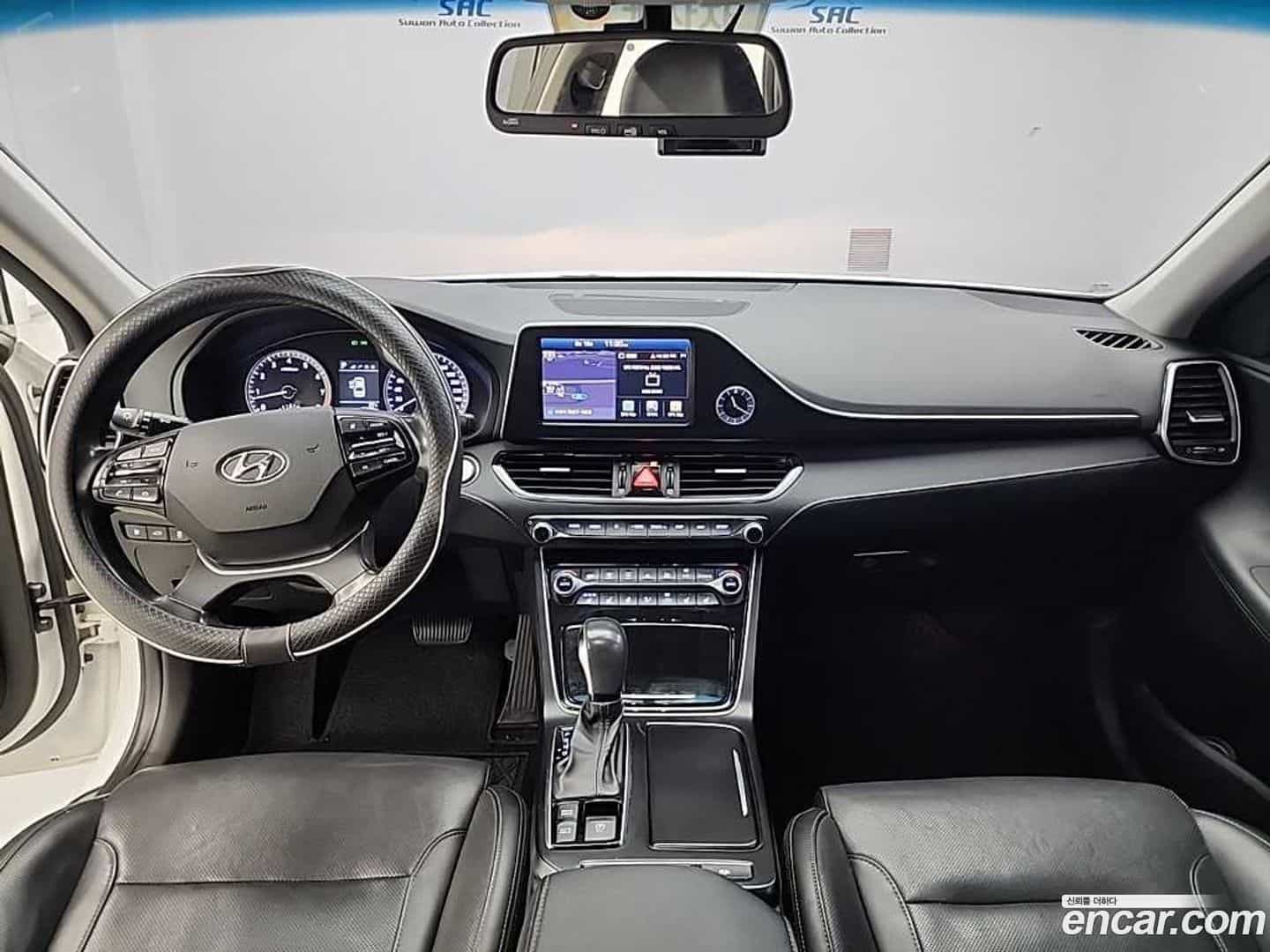 Grandeur Hyundai 2017.2-INNER-007