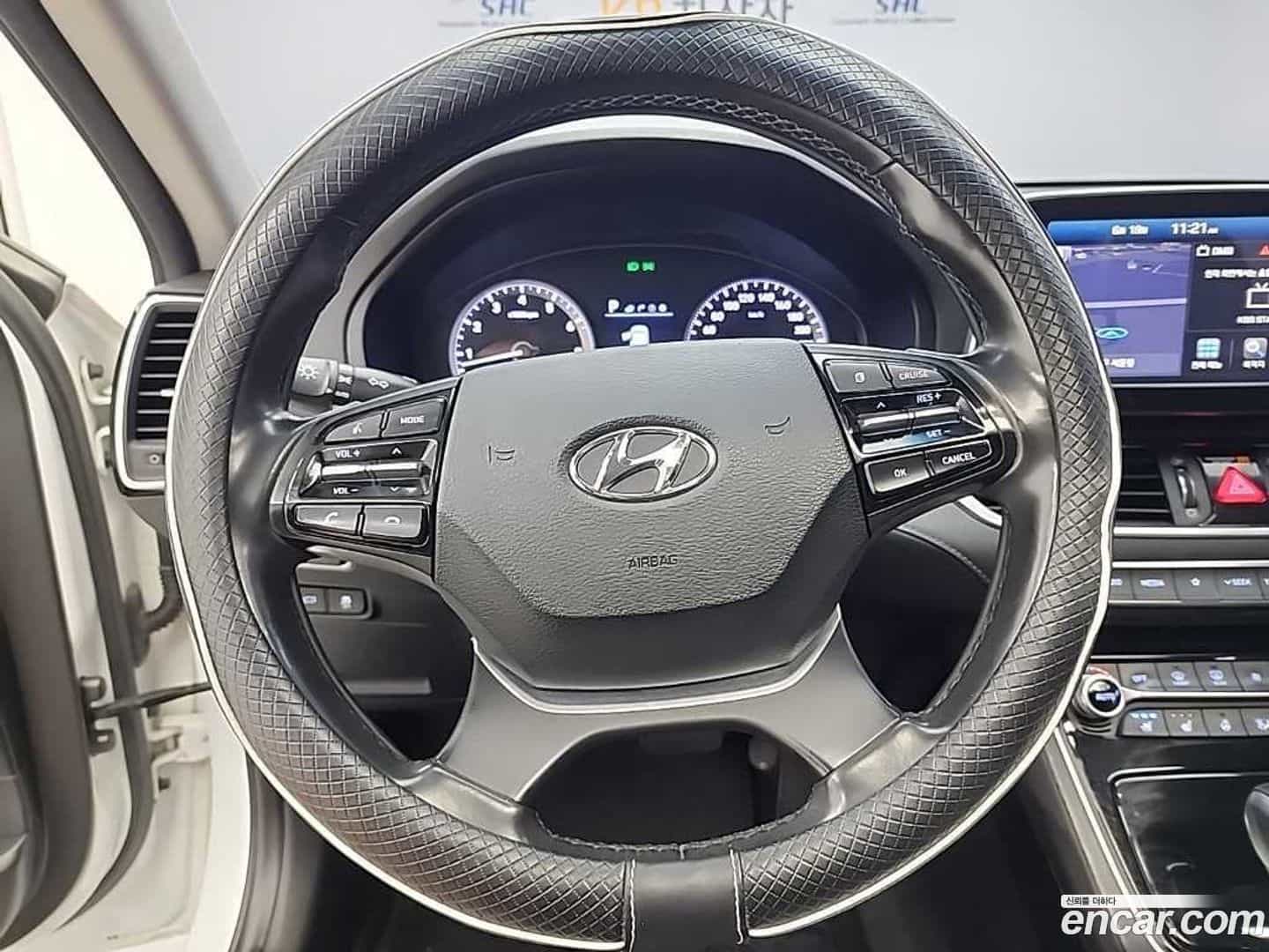 Grandeur Hyundai 2017.2-INNER-009