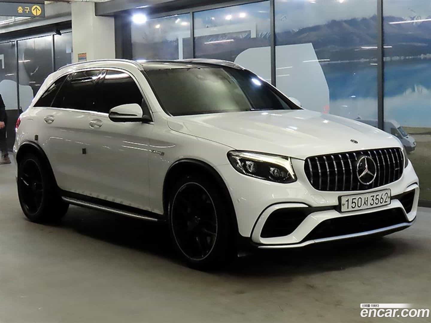 GLC-Class Mercedes-Benz 2018.11-OUTER-001