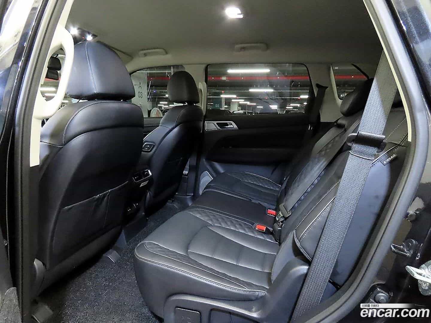 Rexton KG Mobility 2022.7-INNER-007