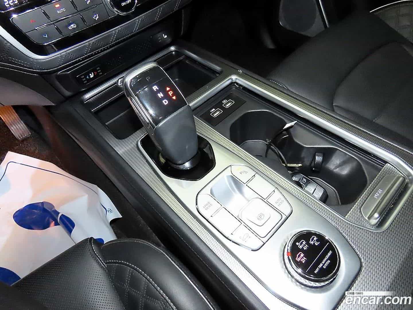 Rexton KG Mobility 2022.7-OPTION-016