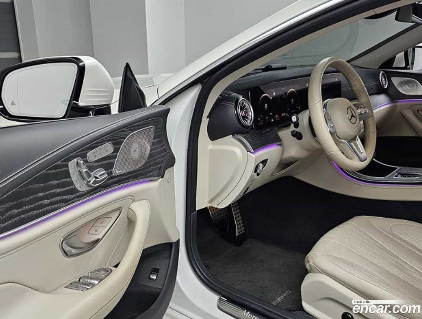 CLS-Class Mercedes-Benz 2021.2-INNER-009