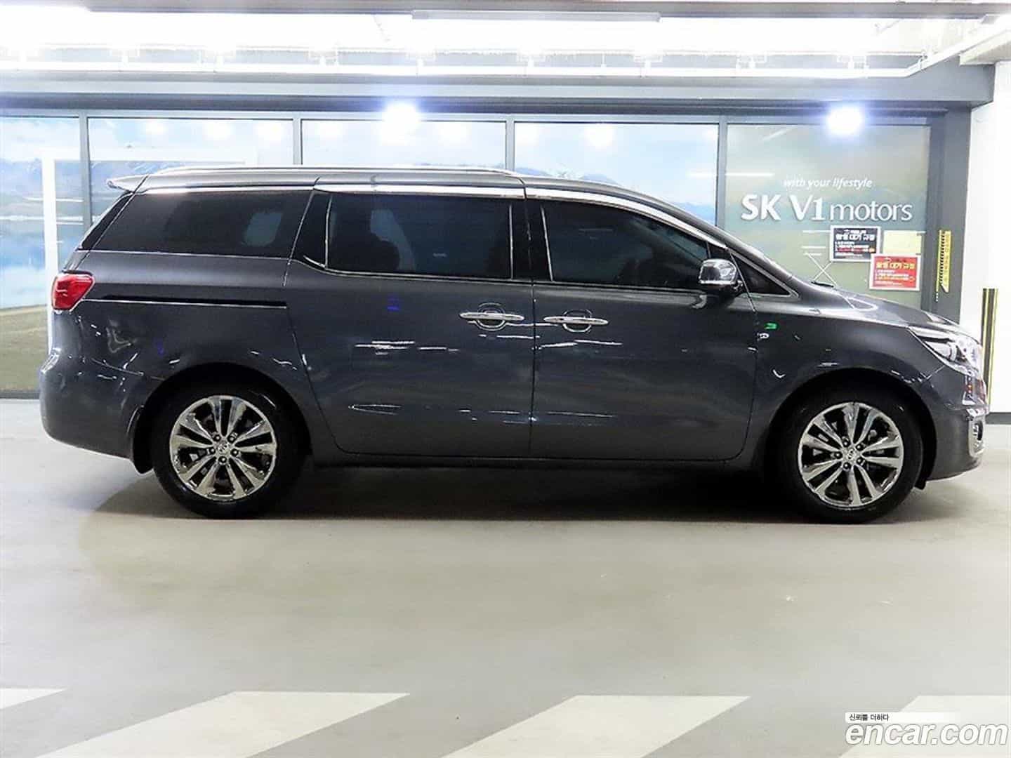 Canival Kia 2018.2-OUTER-003