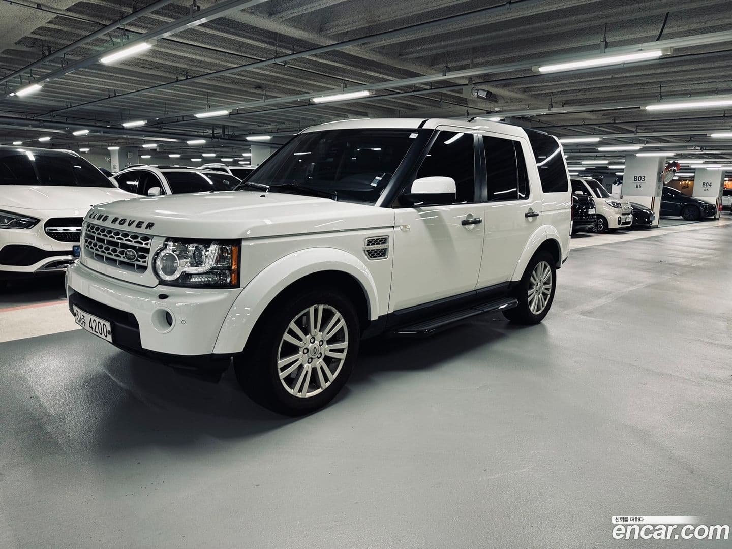 Main__Slider__Photo:Discovery Land Rover 2012.11-0