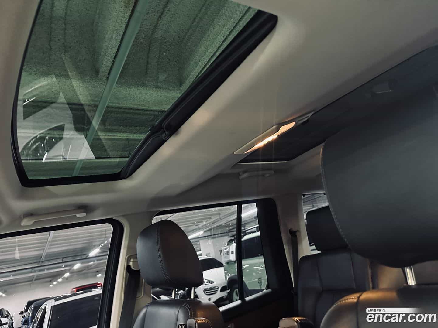 Discovery Land Rover 2012.11-OUTER-006