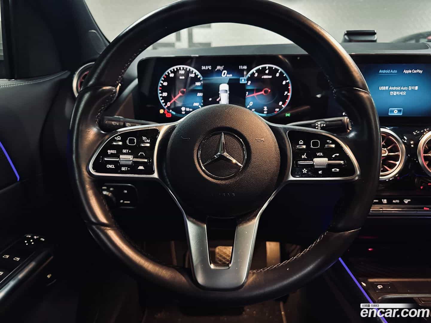 GLA-Class Mercedes-Benz 2021.6-OPTION-016