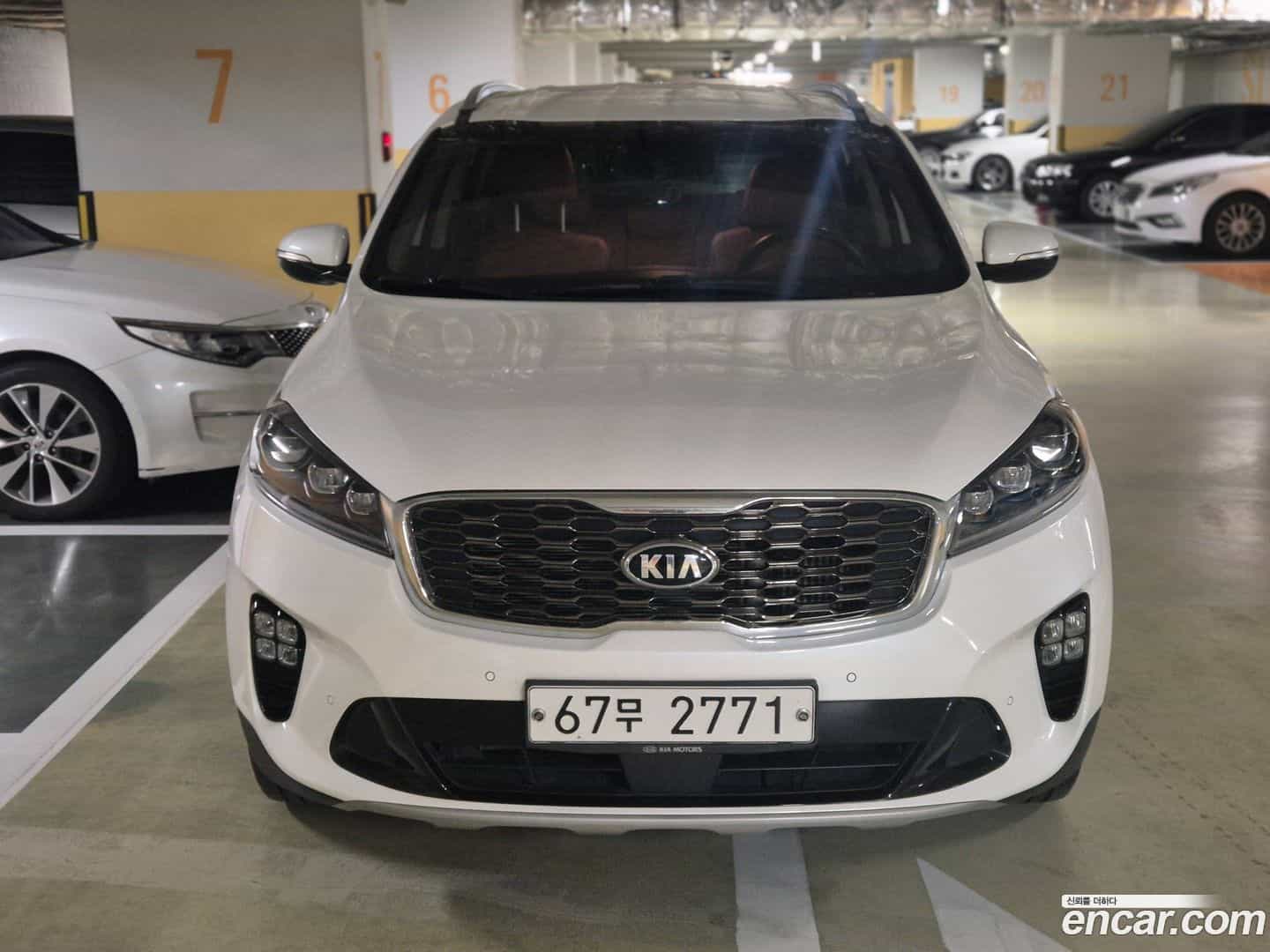 Sorento Kia 2019.6-OUTER-001