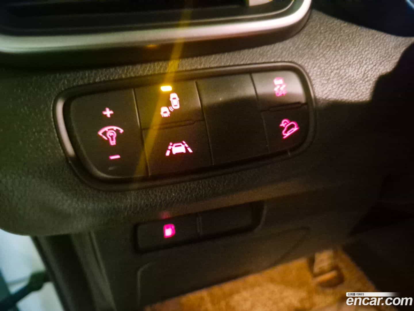 Sorento Kia 2019.6-OPTION-017