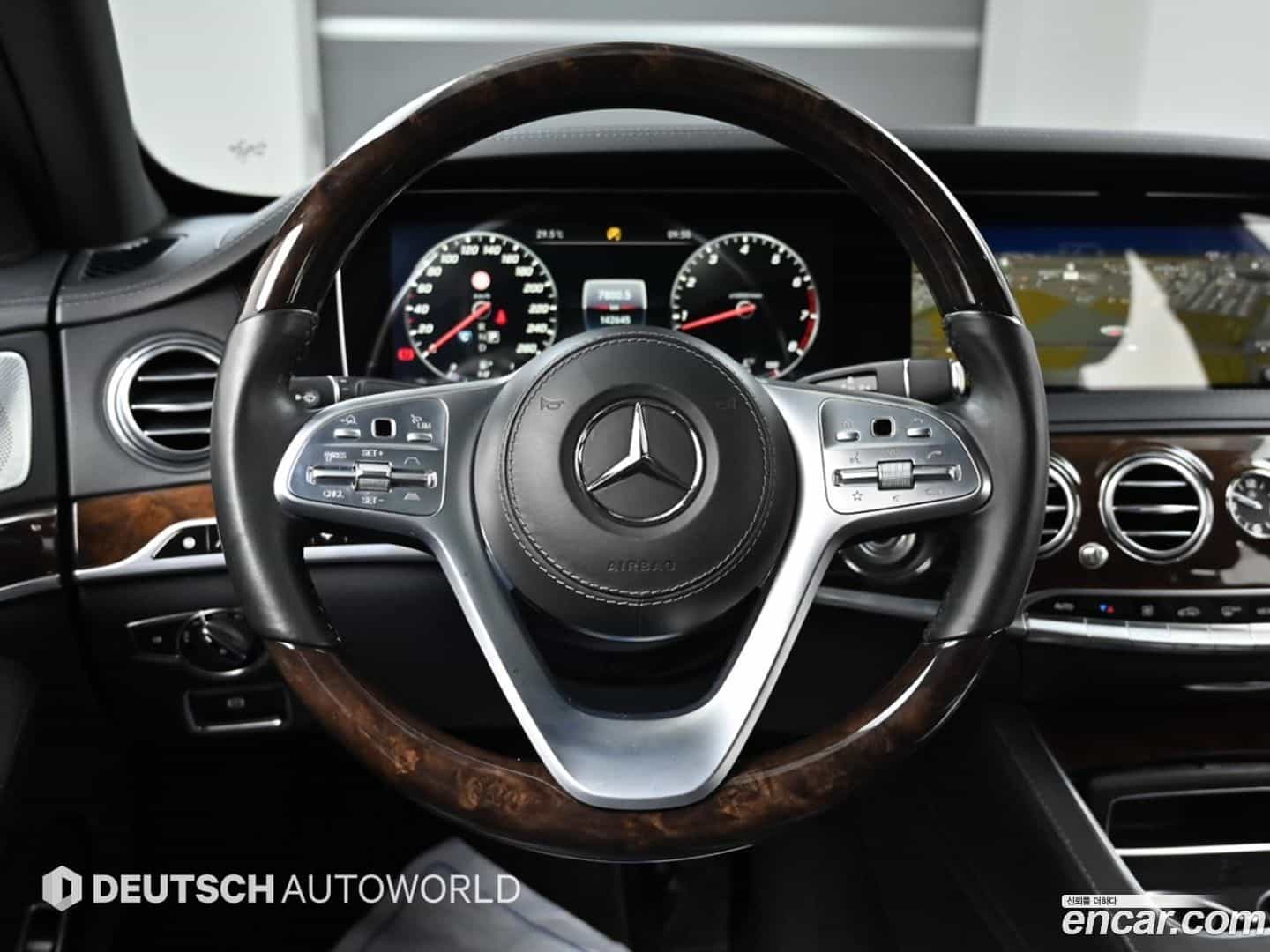 S-Class Mercedes-Benz 2018.0-OPTION-017