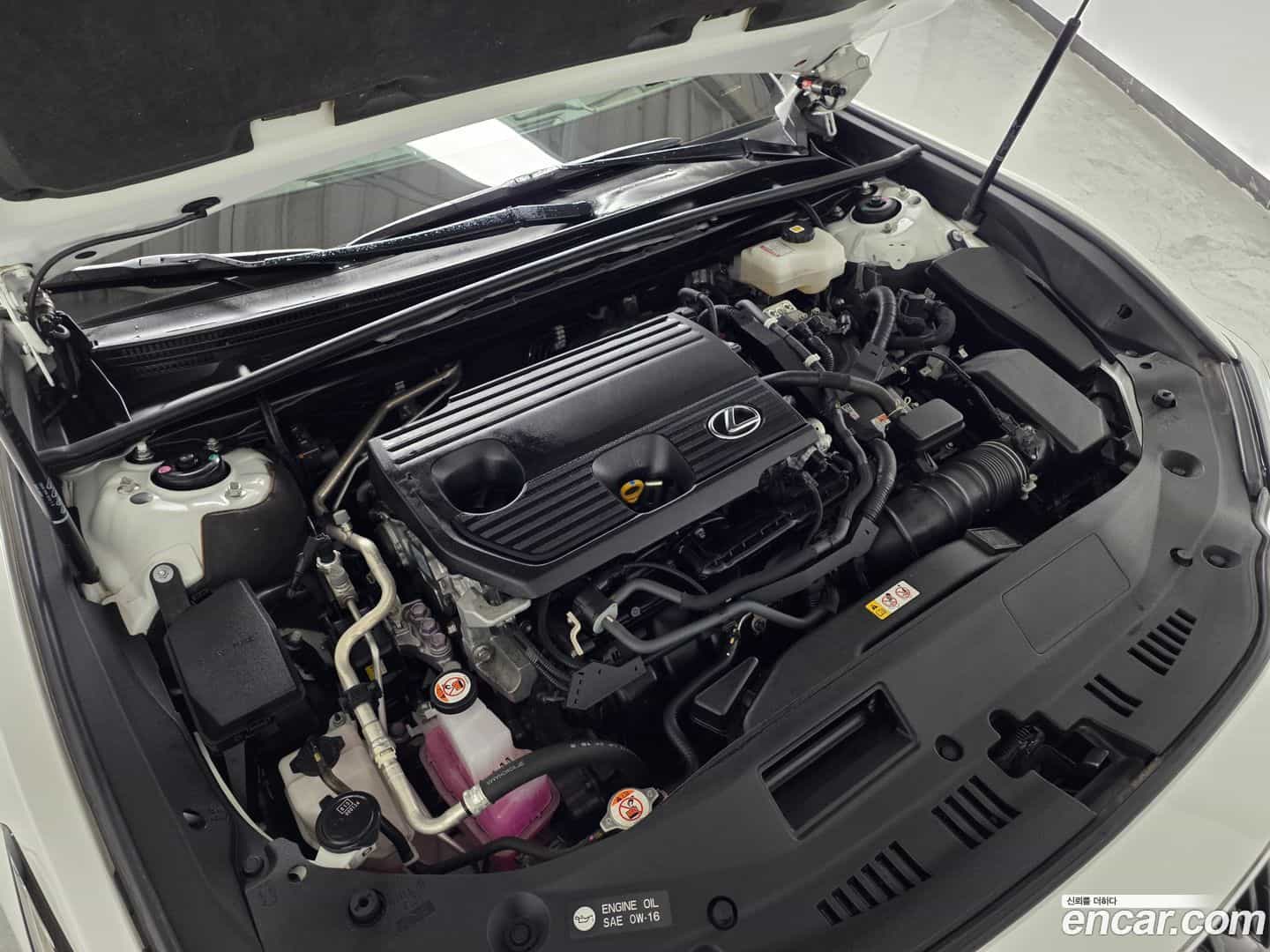 ES Lexus 2023.2-INNER-009
