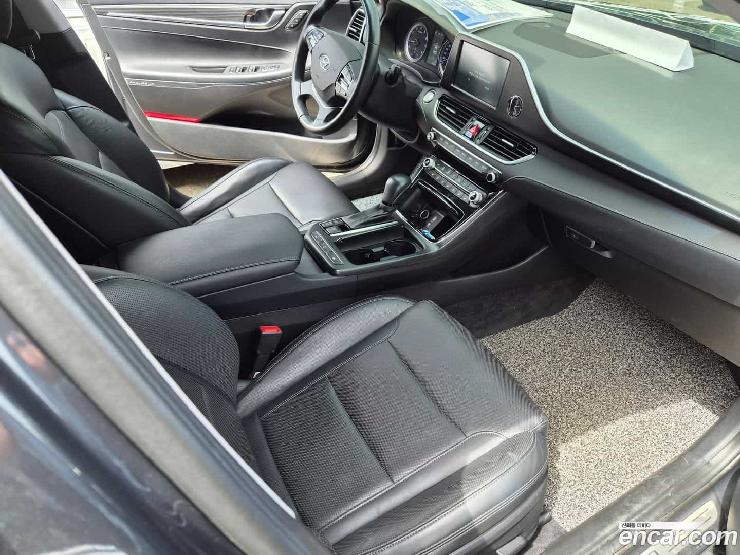 Grandeur Hyundai 2018.4-INNER-007