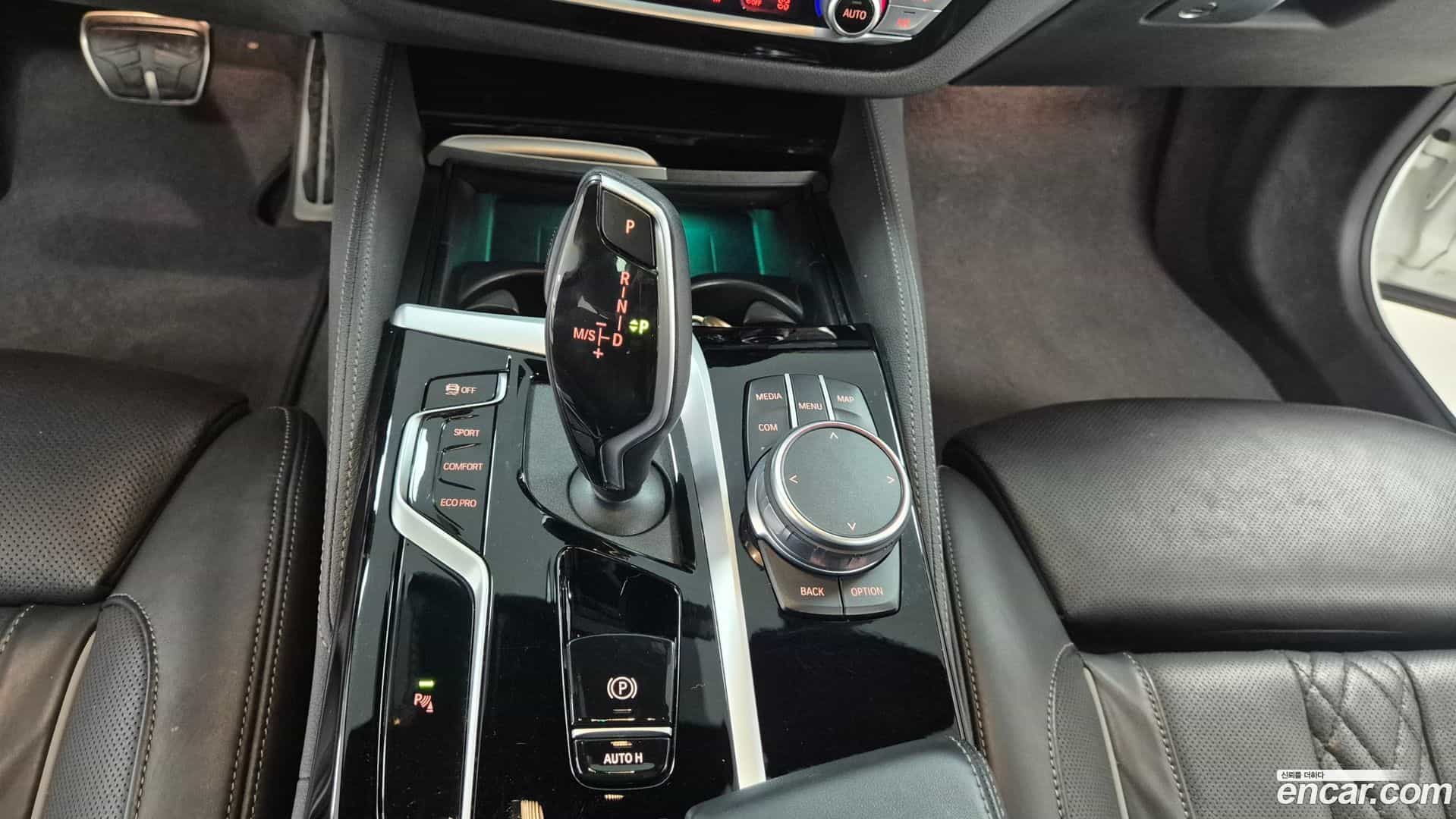 5-Series BMW 2020.10-INNER-009