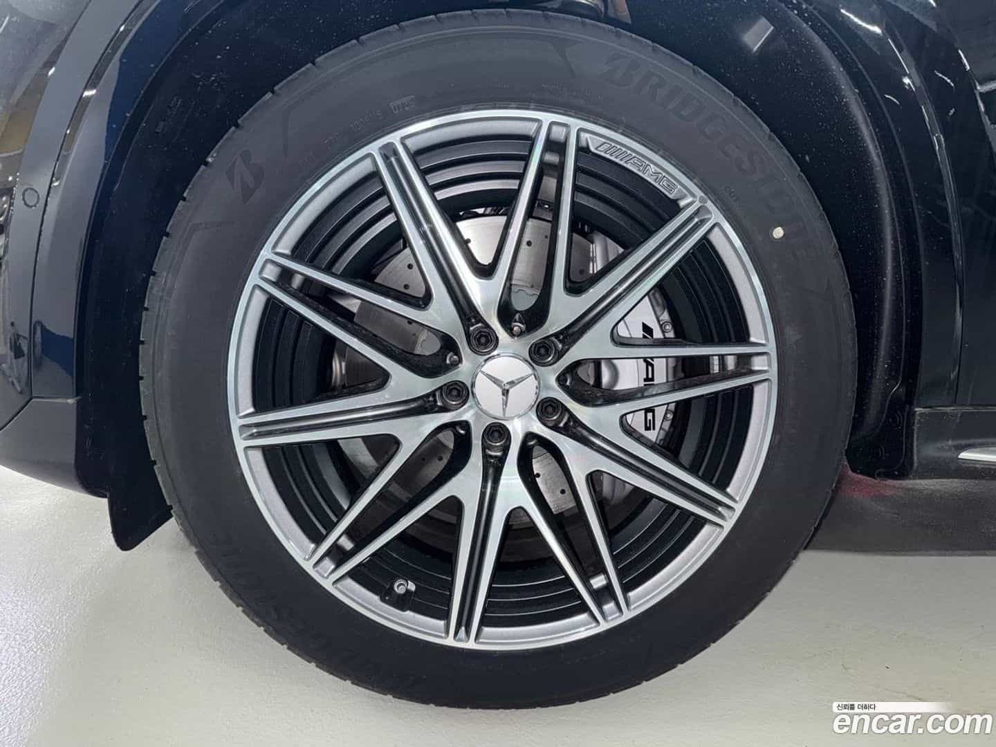 GLC-Class Mercedes-Benz 2025.8-OUTER-005