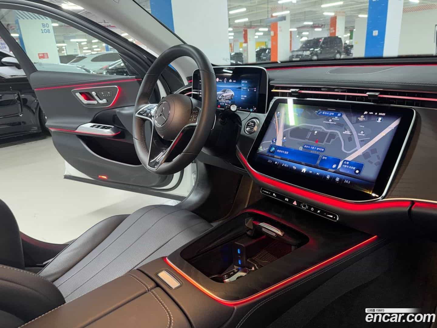 E-Class Mercedes-Benz 2025.7-INNER-007