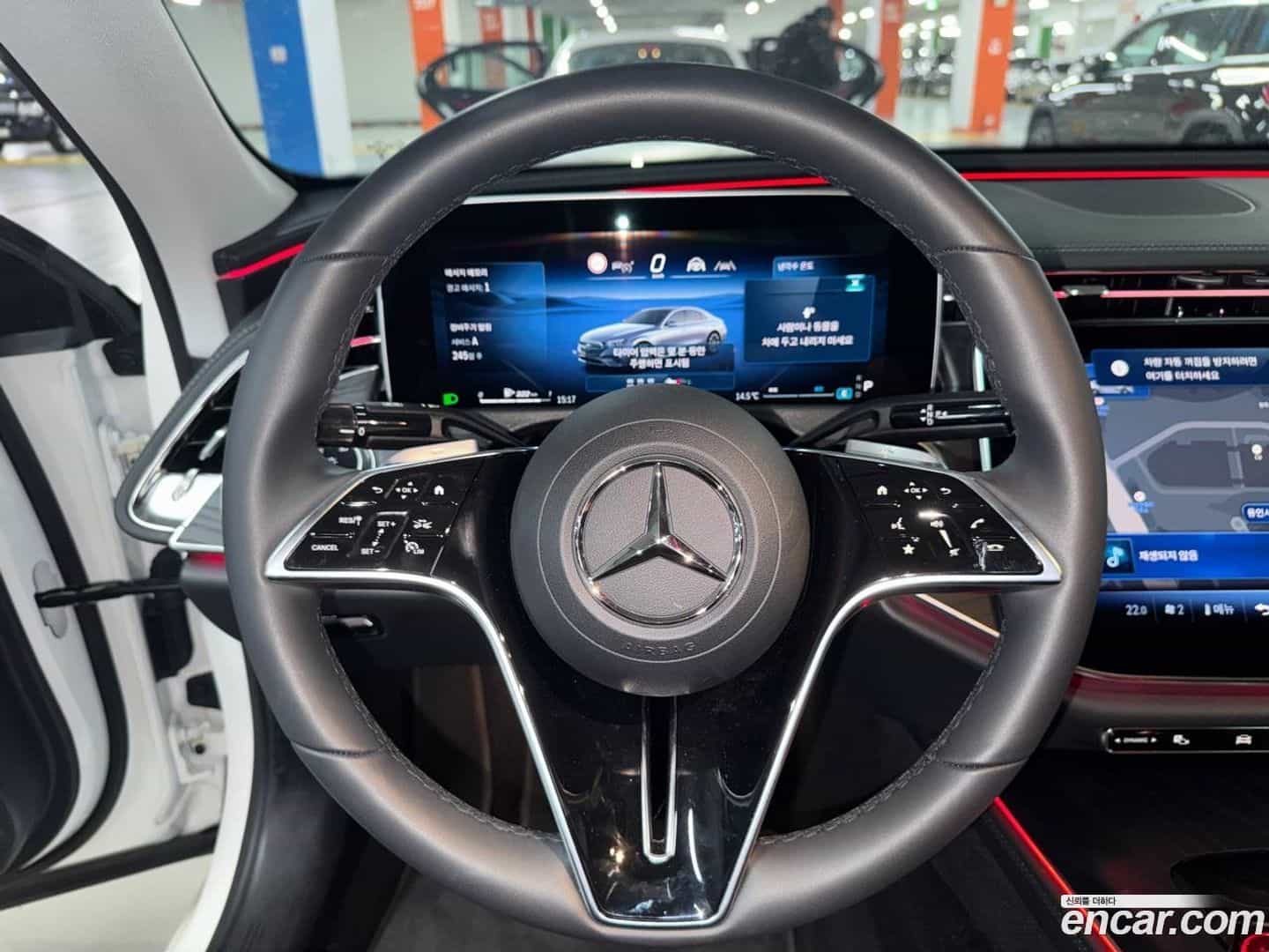 E-Class Mercedes-Benz 2025.7-INNER-009