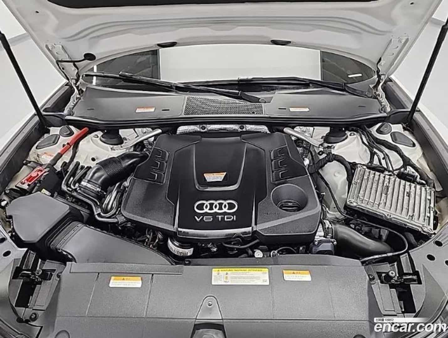 A6 Audi 2021.0-OUTER-005