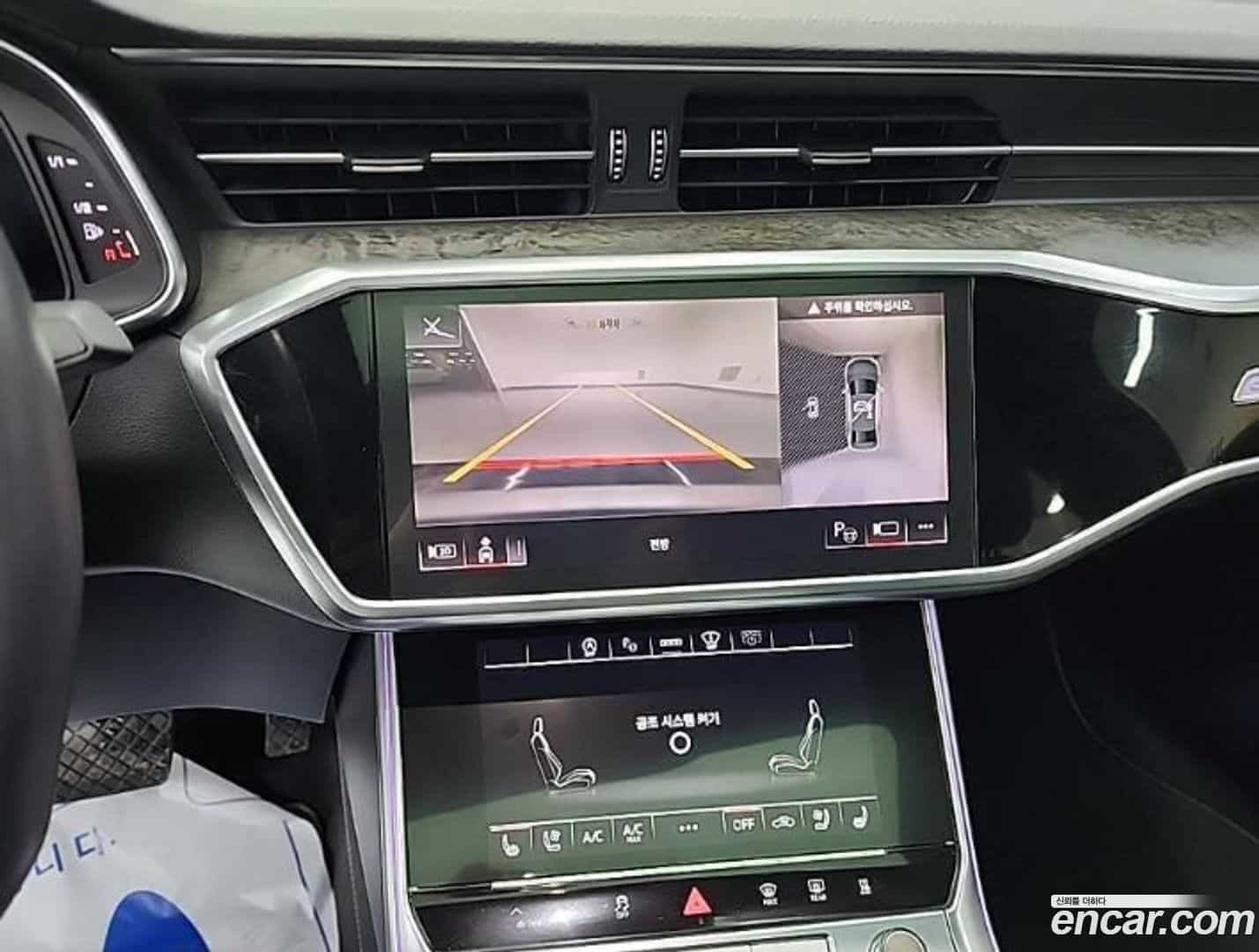 A6 Audi 2021.0-INNER-010