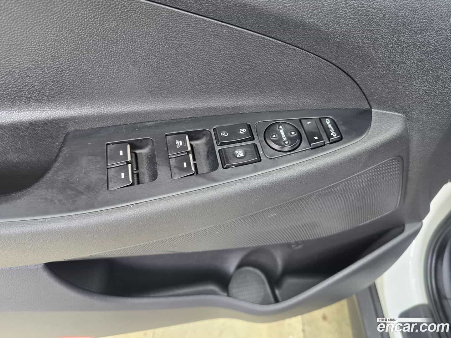 Tucson Hyundai 2016.5-OUTER-006