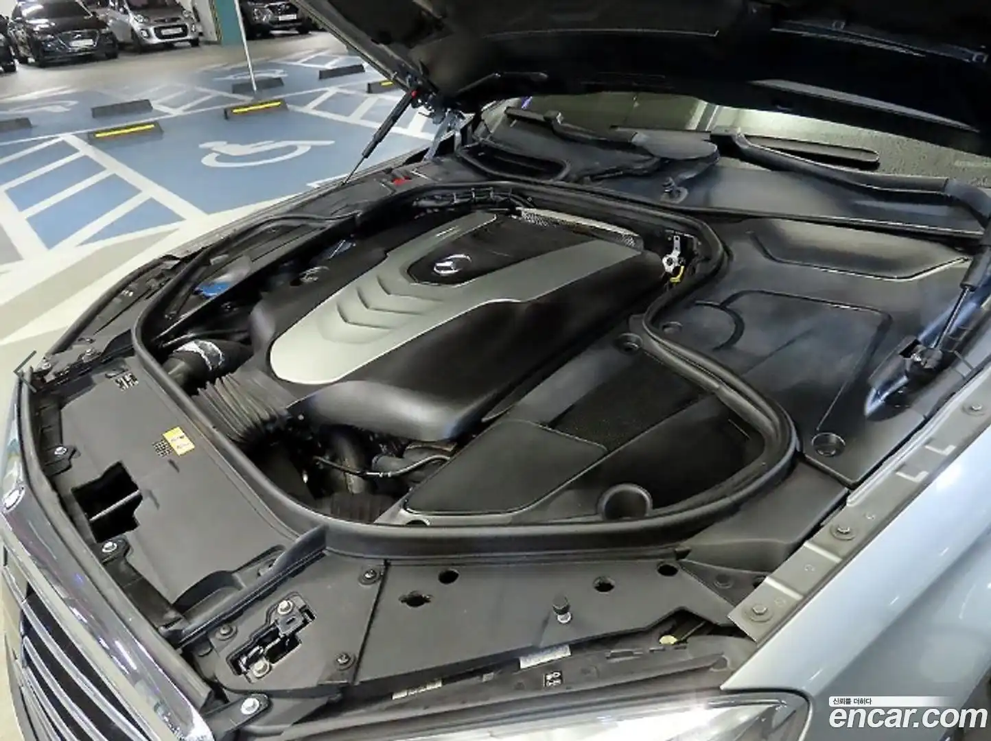 S-Class Mercedes-Benz 2015.1-OPTION-023