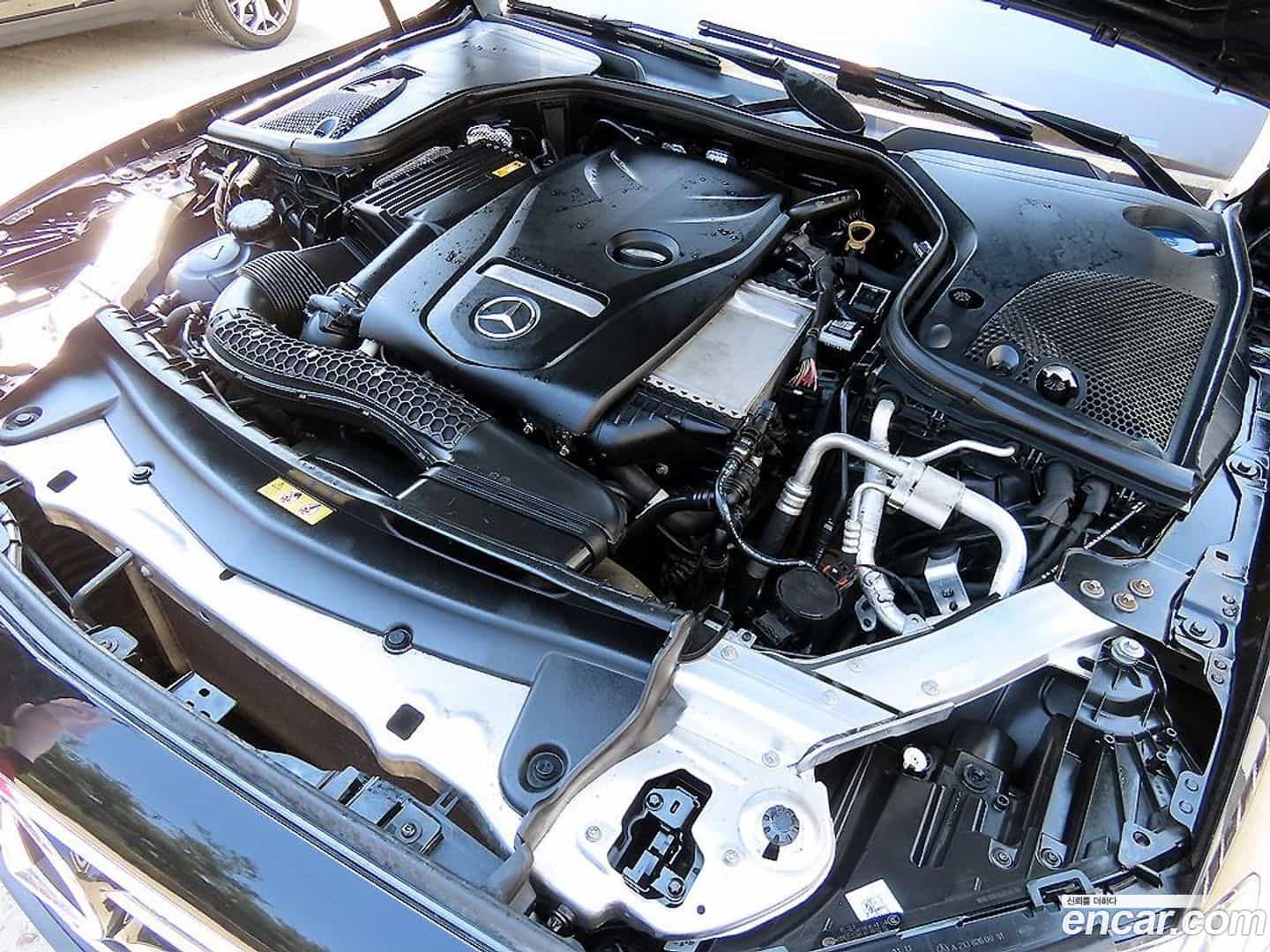 E-Class Mercedes-Benz 2019.11-OPTION-023