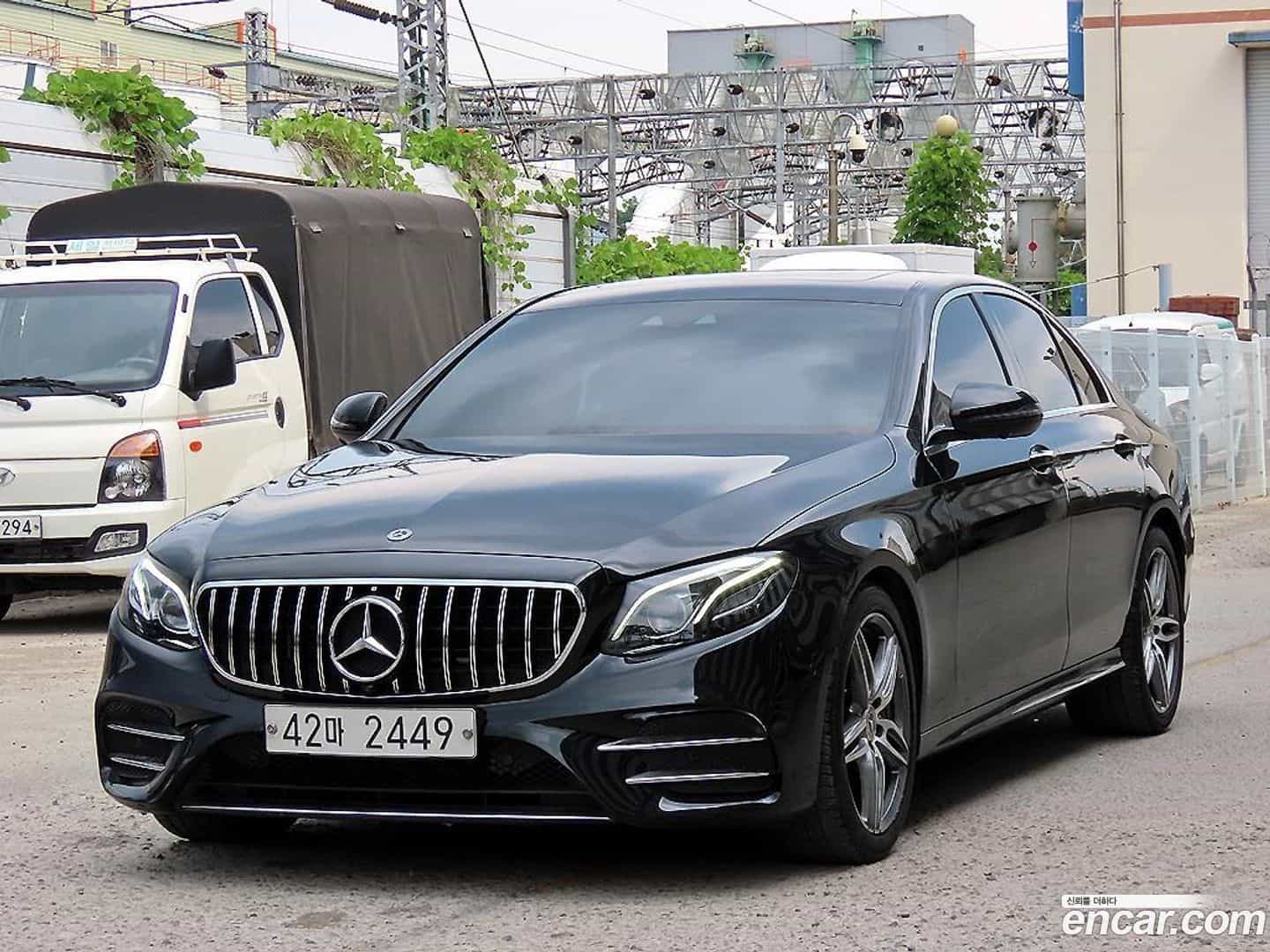 E-Class Mercedes-Benz 2019.7-OUTER-002