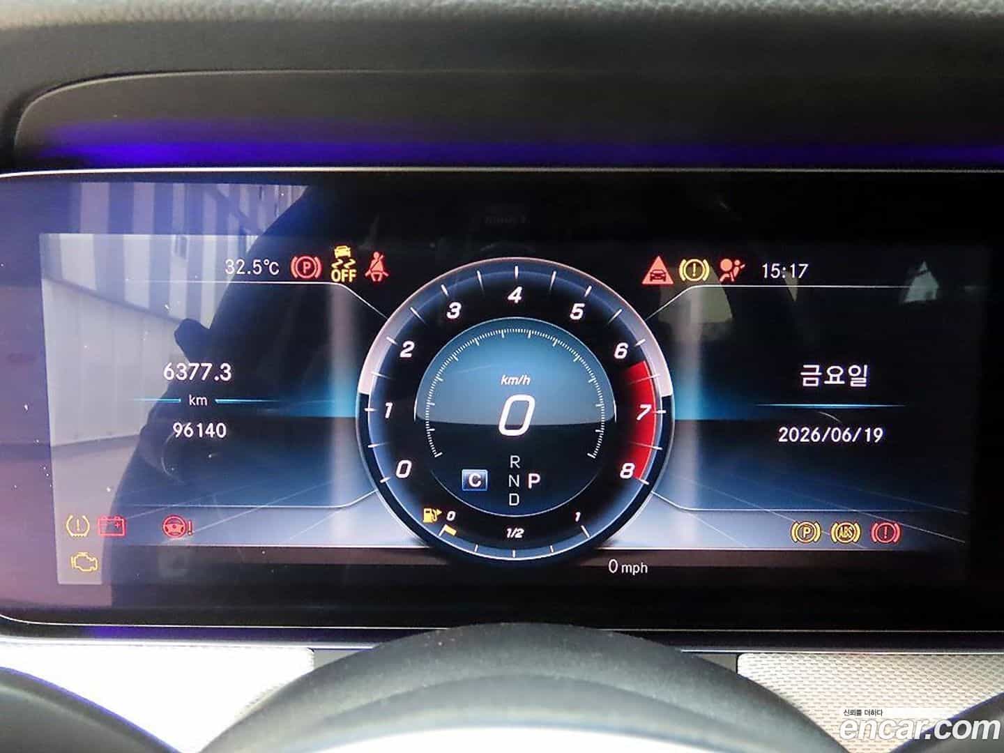 E-Class Mercedes-Benz 2019.7-INNER-009