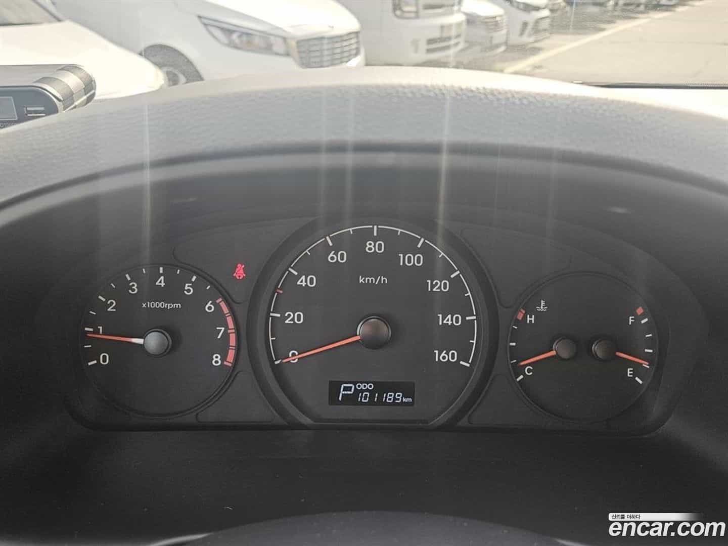 Starex Hyundai 2017.9-INNER-008