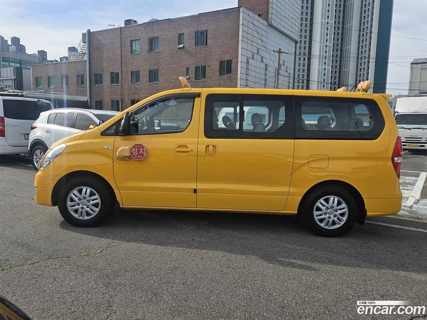 Starex Hyundai 2017.9-OPTION-023