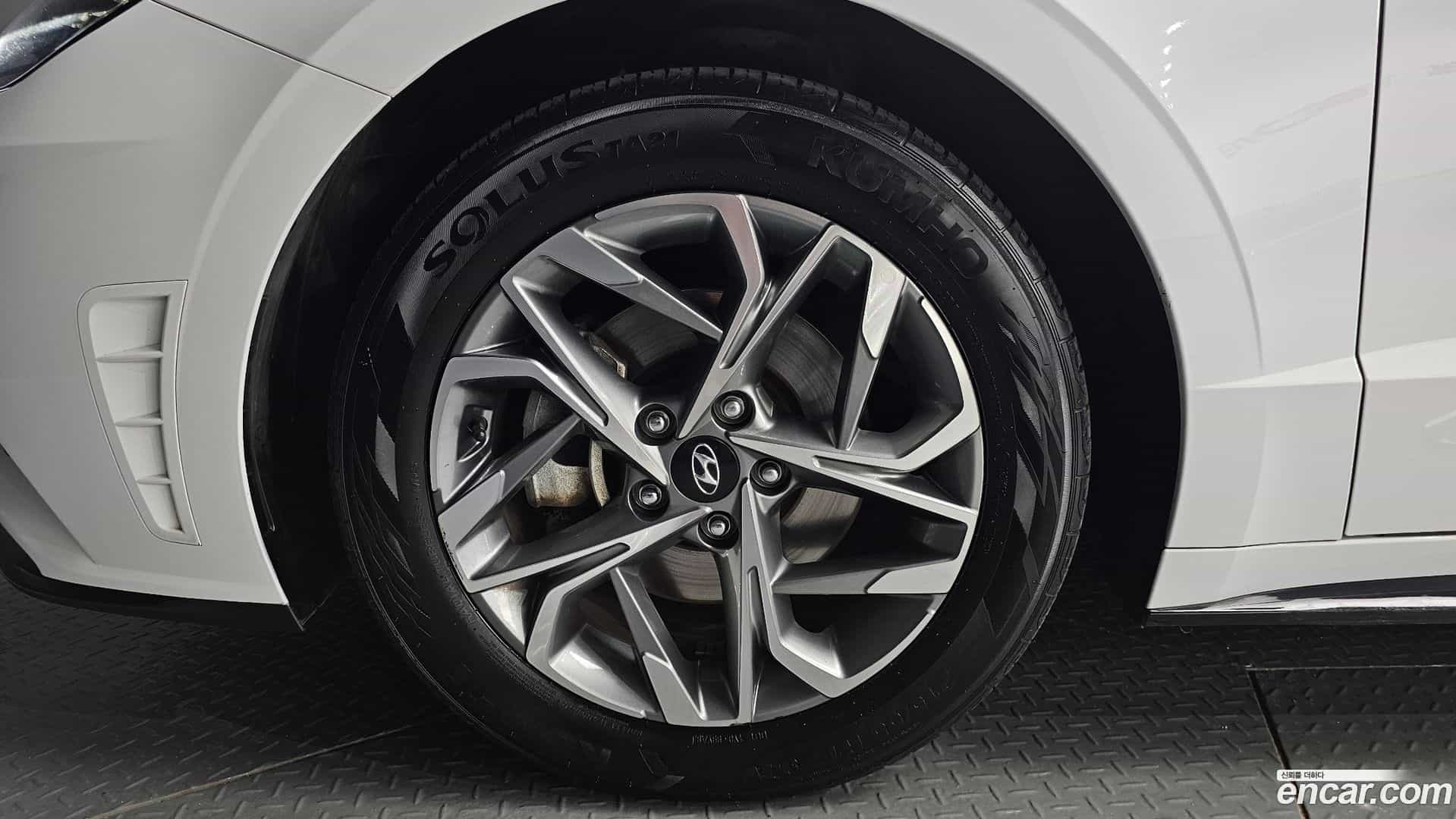 Sonata Hyundai 2023.1-OUTER-005