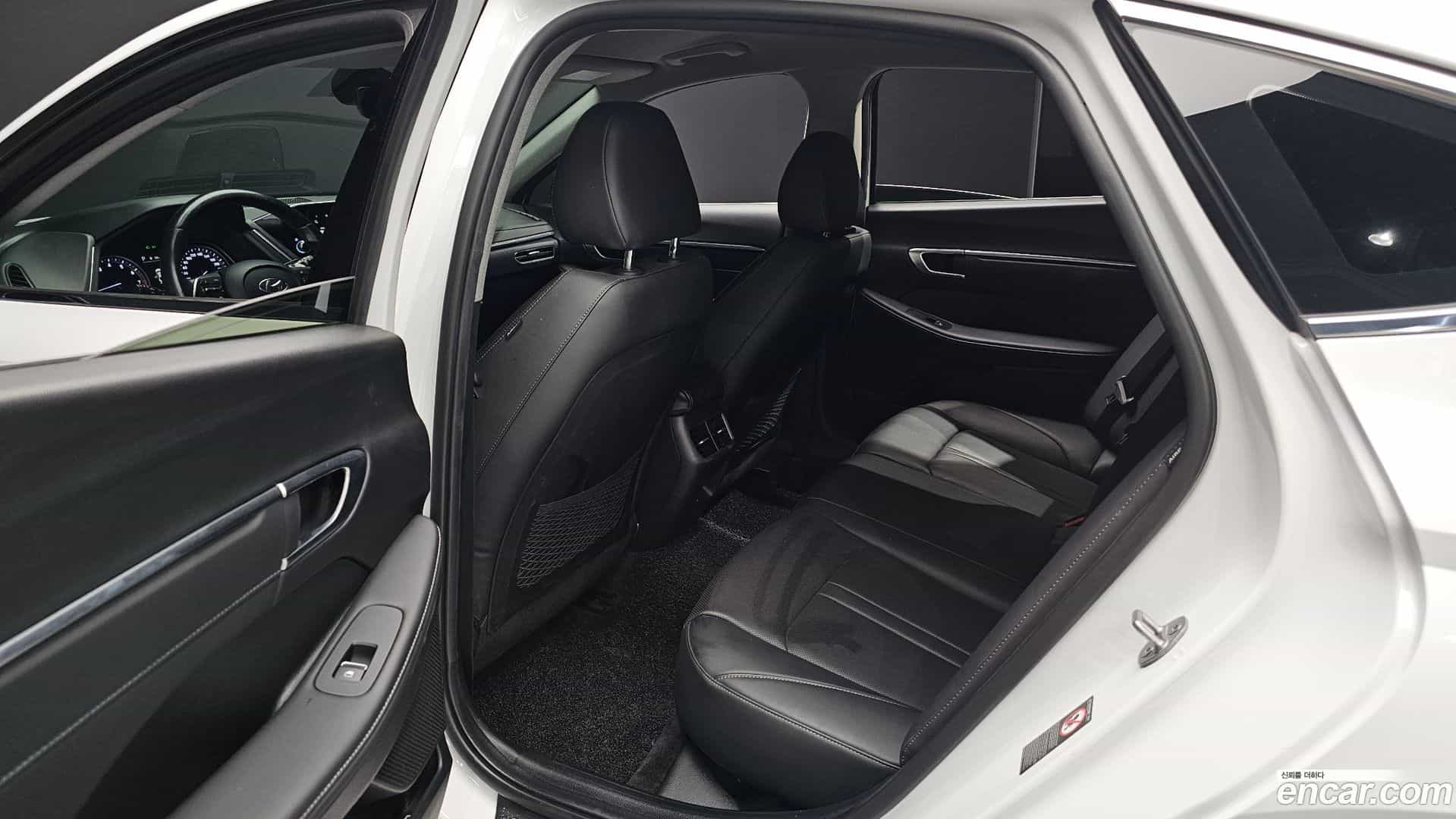 Sonata Hyundai 2023.1-OPTION-016