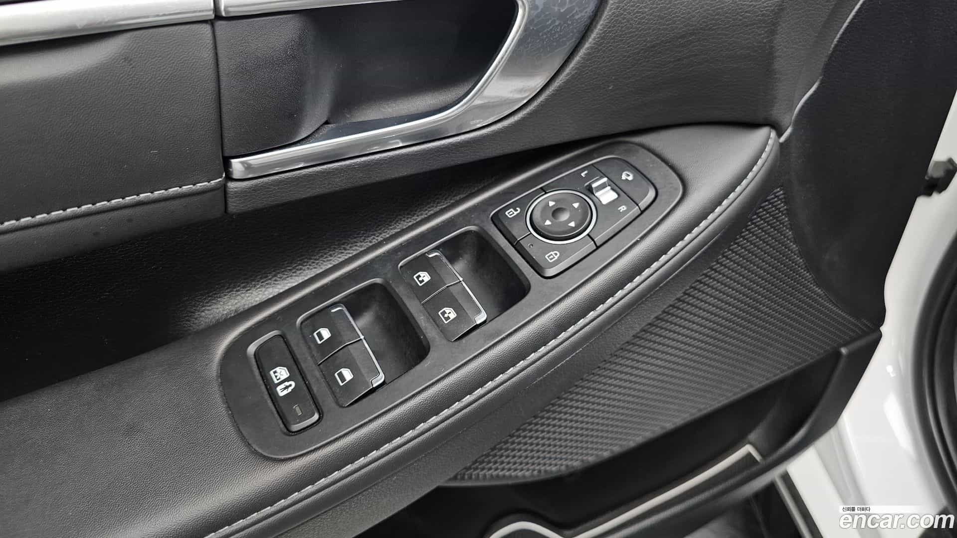 Sonata Hyundai 2023.1-OPTION-021