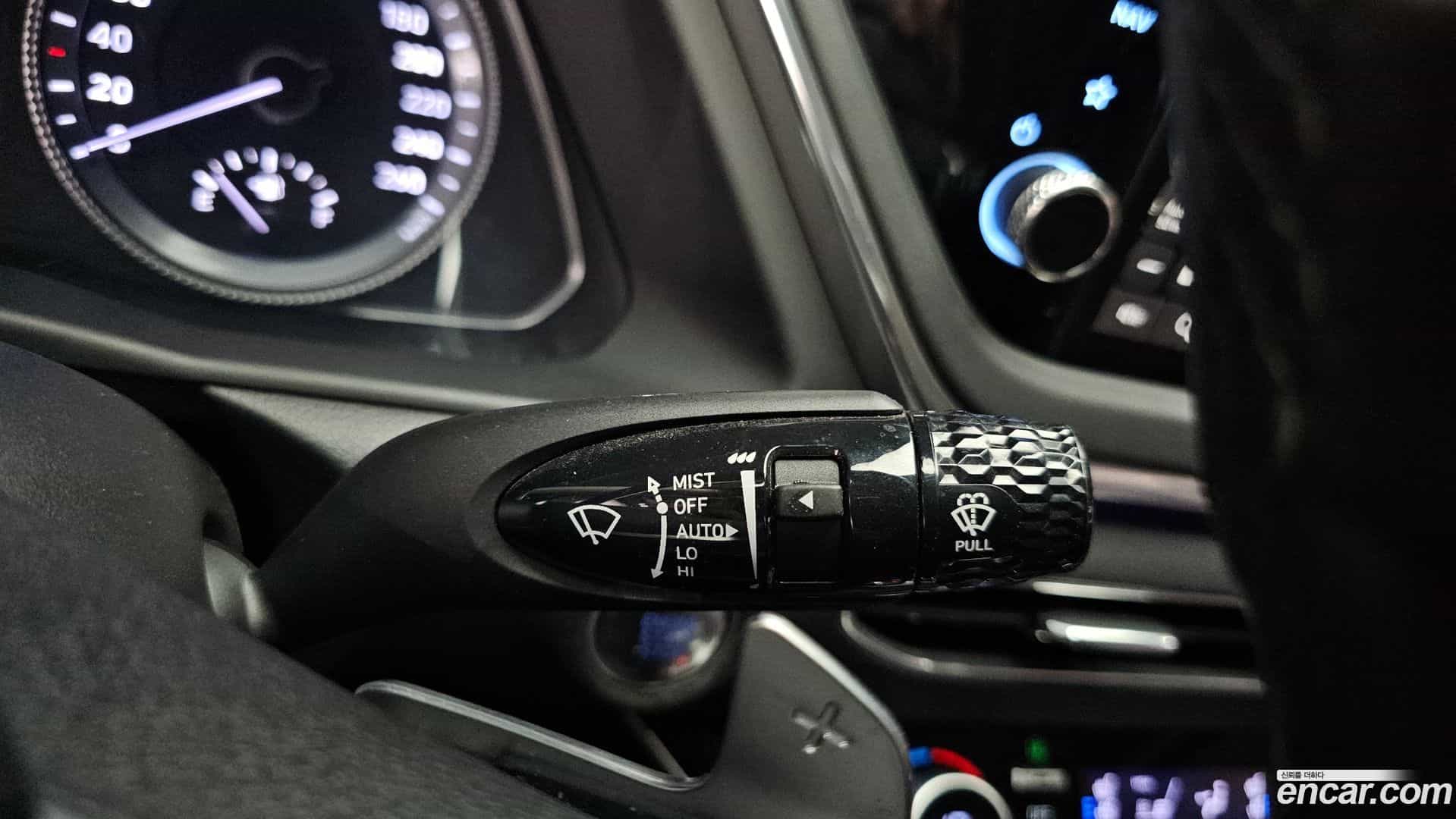 Sonata Hyundai 2023.1-OPTION-023