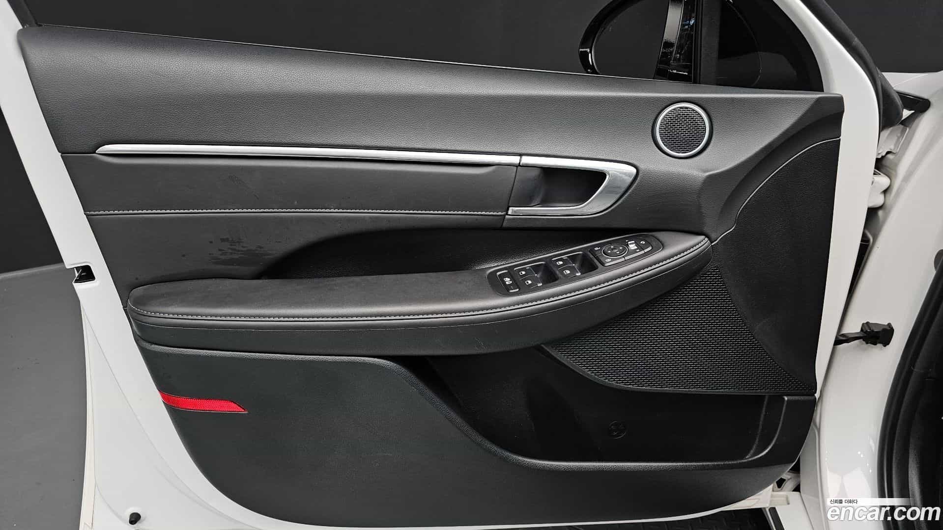 Sonata Hyundai 2023.1-INNER-034