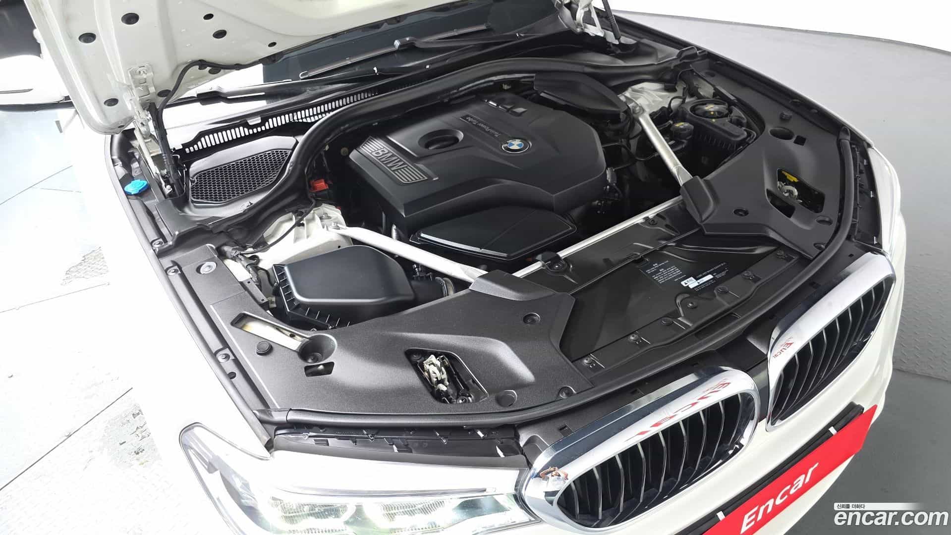5-Series BMW 2018.5-OUTER-006
