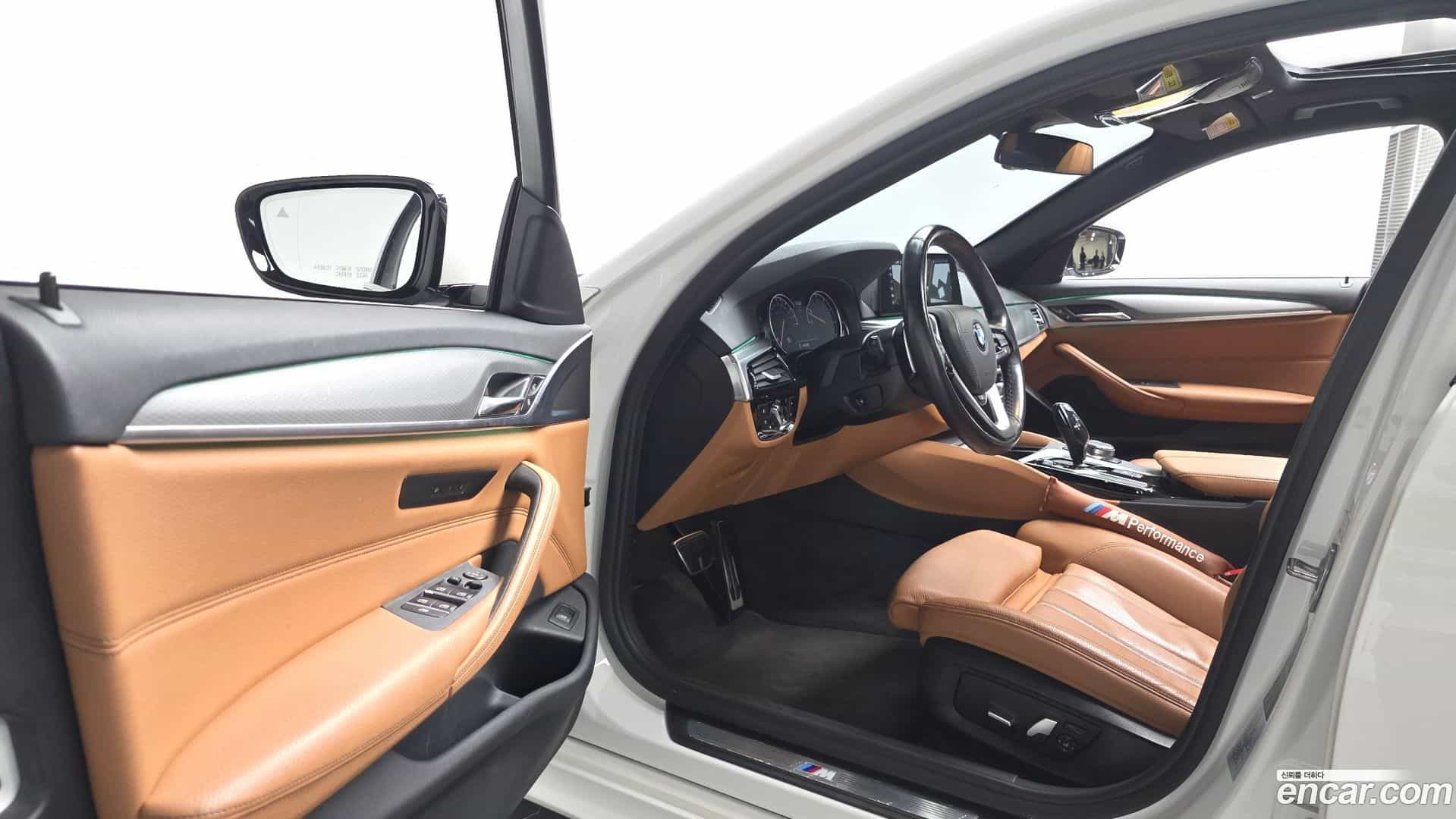 5-Series BMW 2018.5-INNER-010
